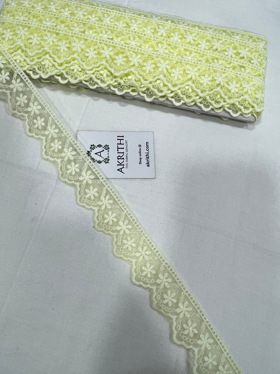 Lace per yard