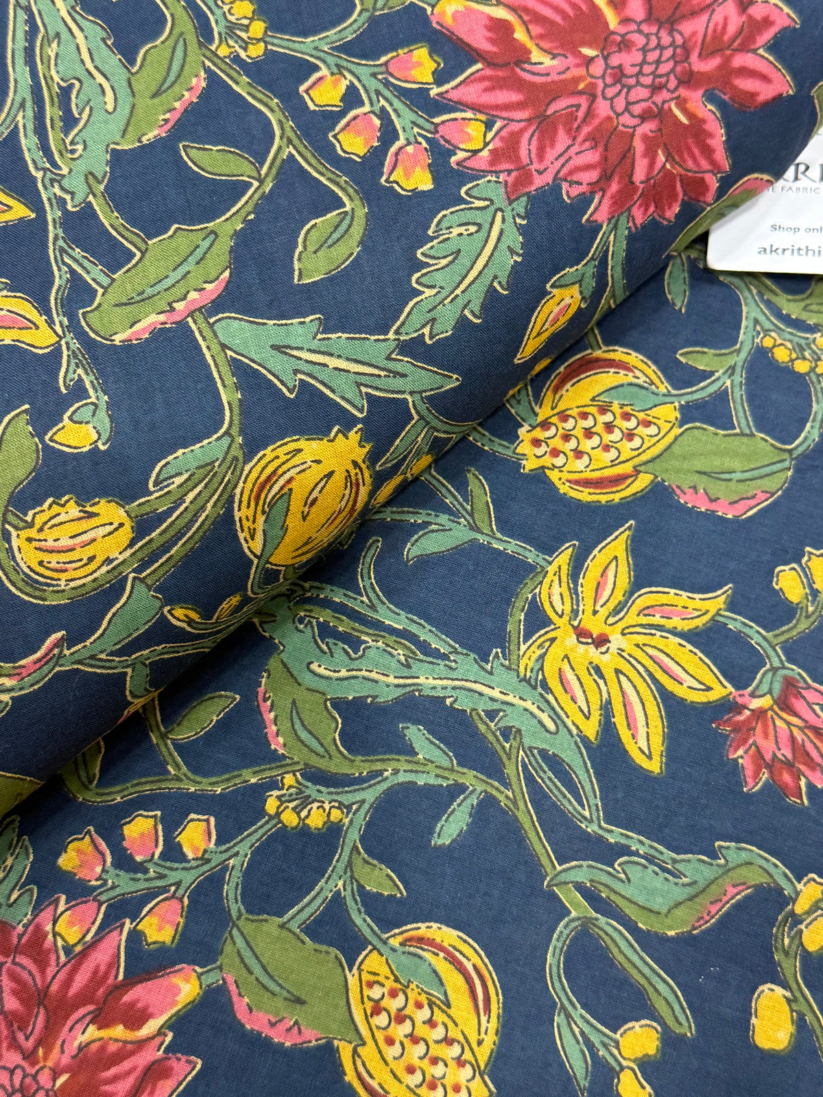 Printed pure cotton fabric