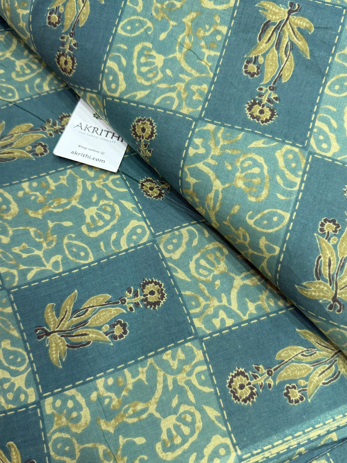 Printed pure cotton fabric