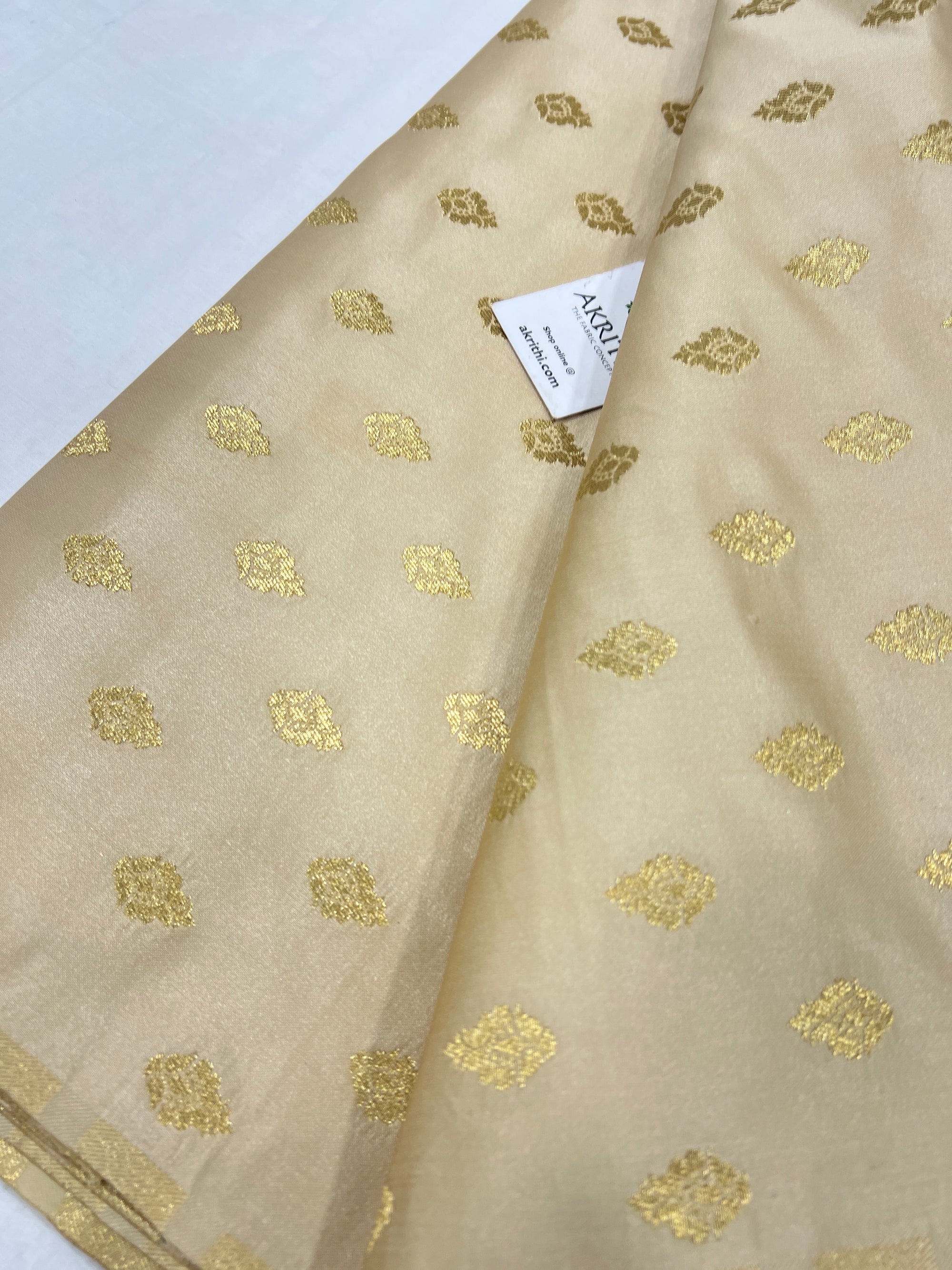 Pure Banarasi brocade fabric 75 cms cut