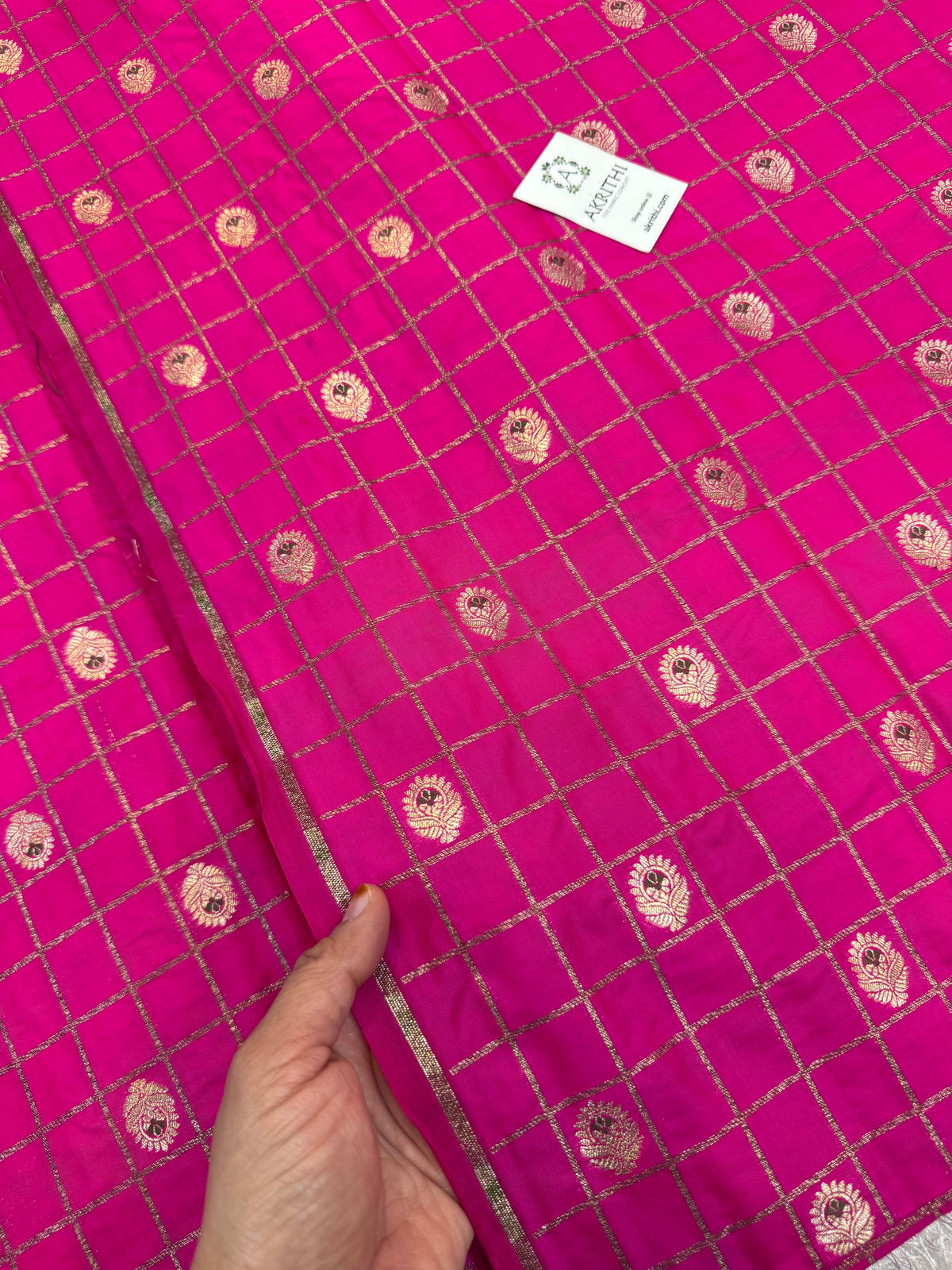 Pure Banarasi brocade checks meena Butti fabric