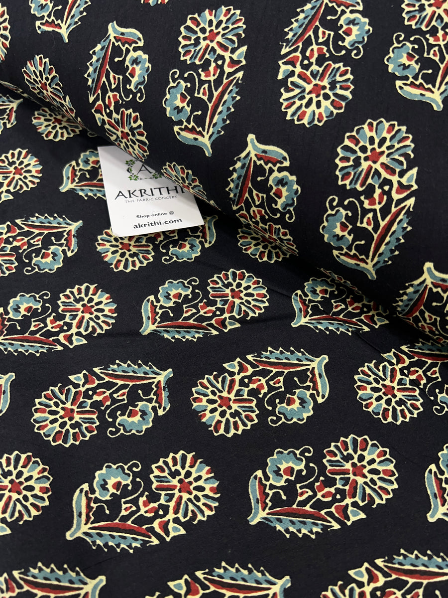 Printed pure cotton fabric