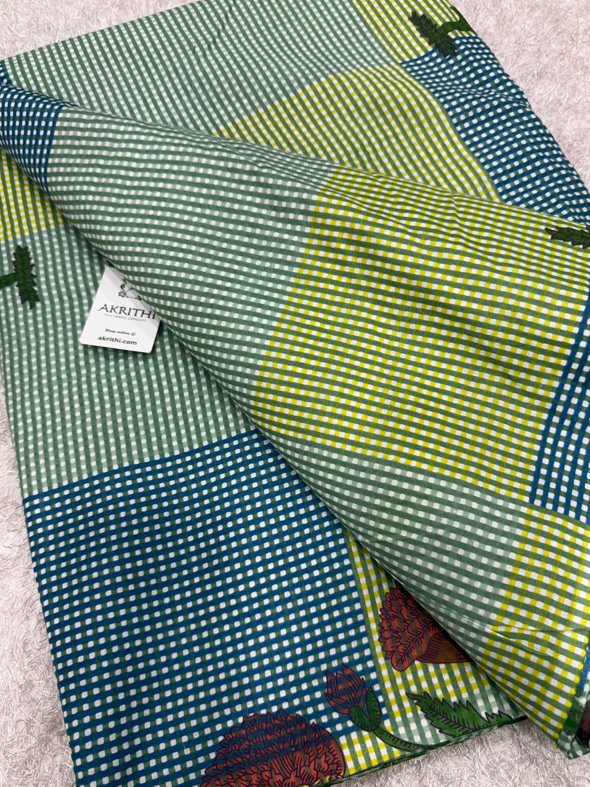 Printed pure cotton fabric