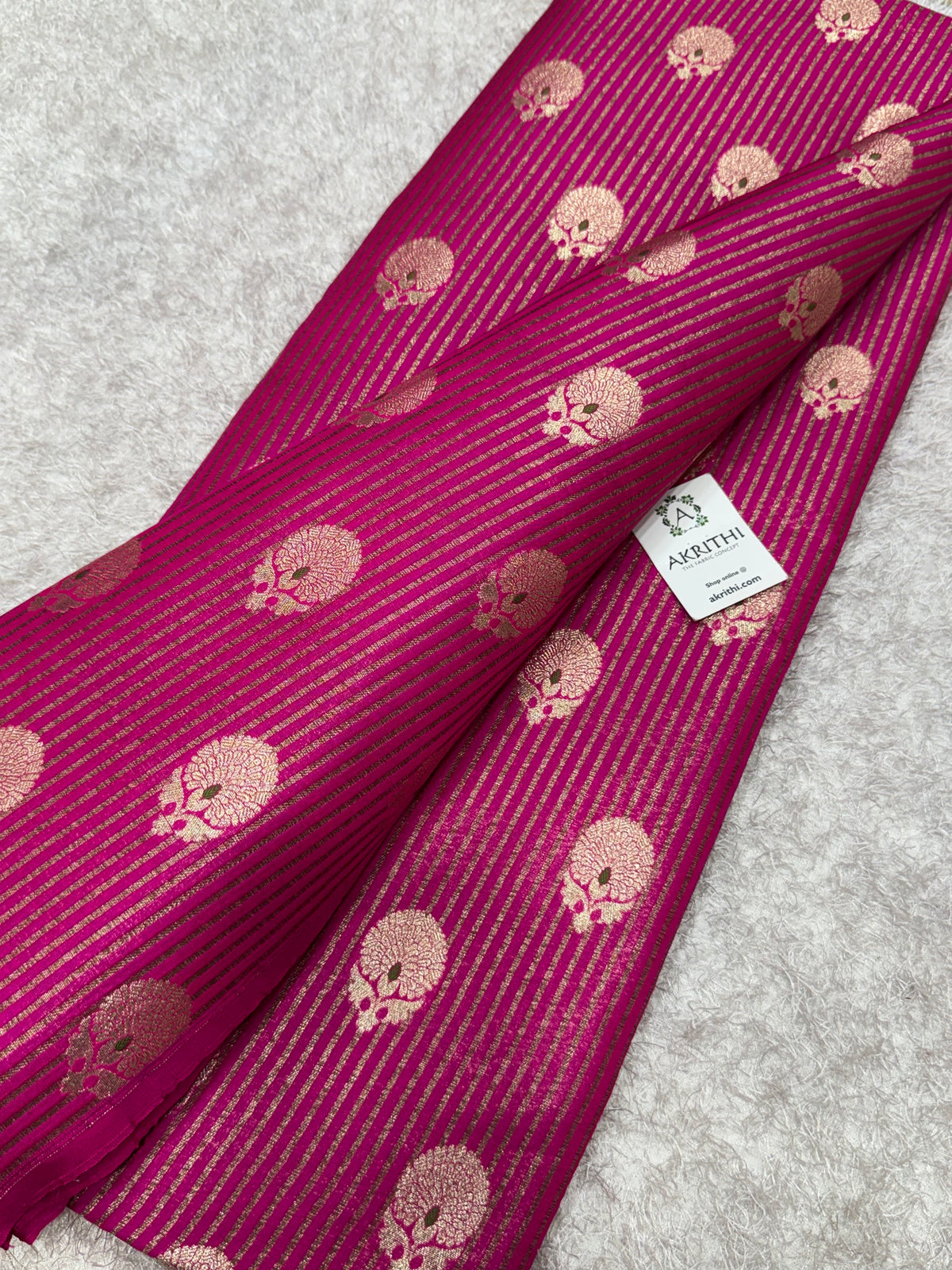 Pure Banarasi brocade with meena butti antique zari fabric