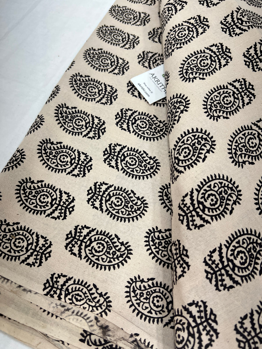 Printed pure cotton fabric