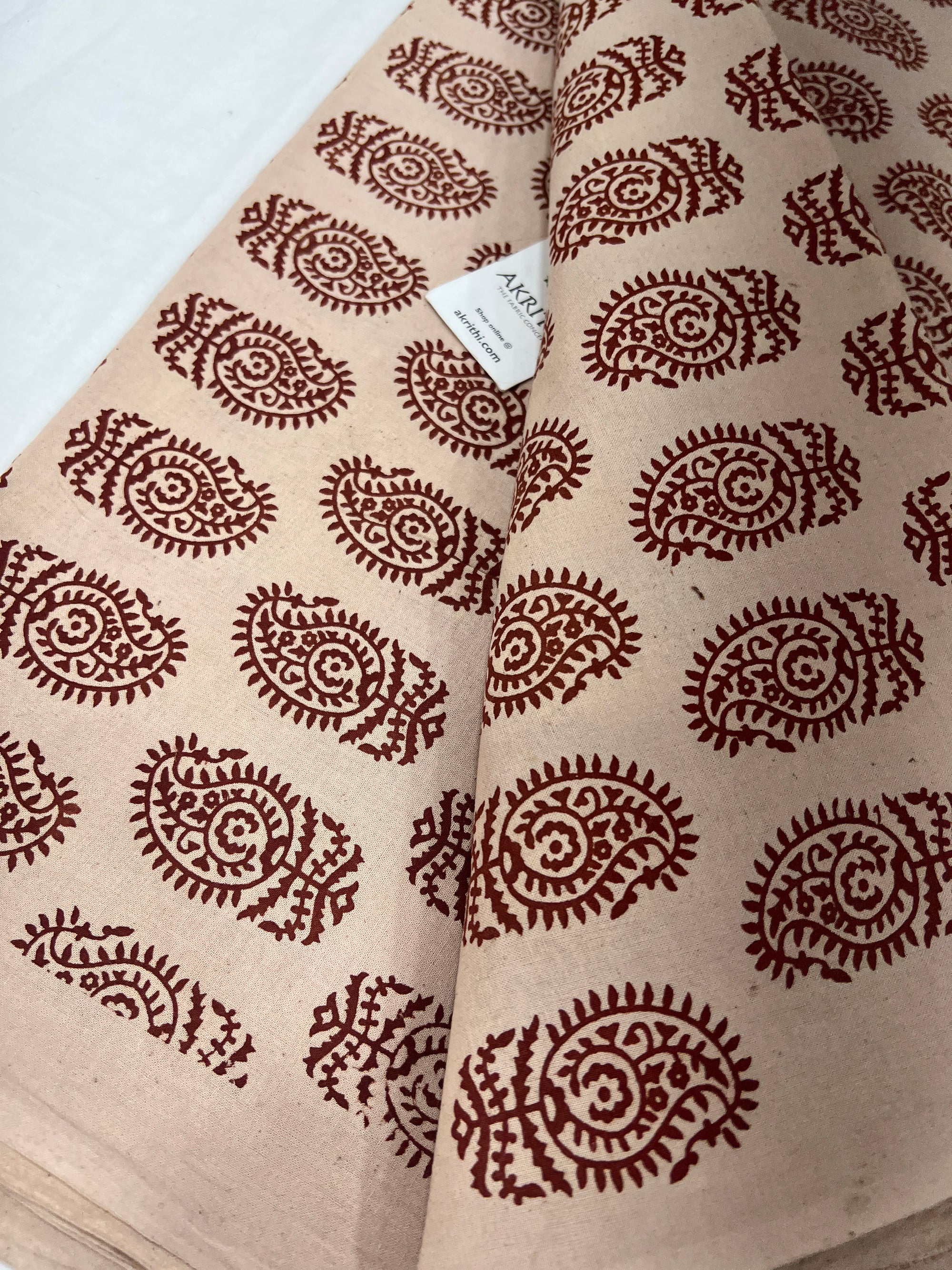 Printed pure cotton fabric 90 cms cut