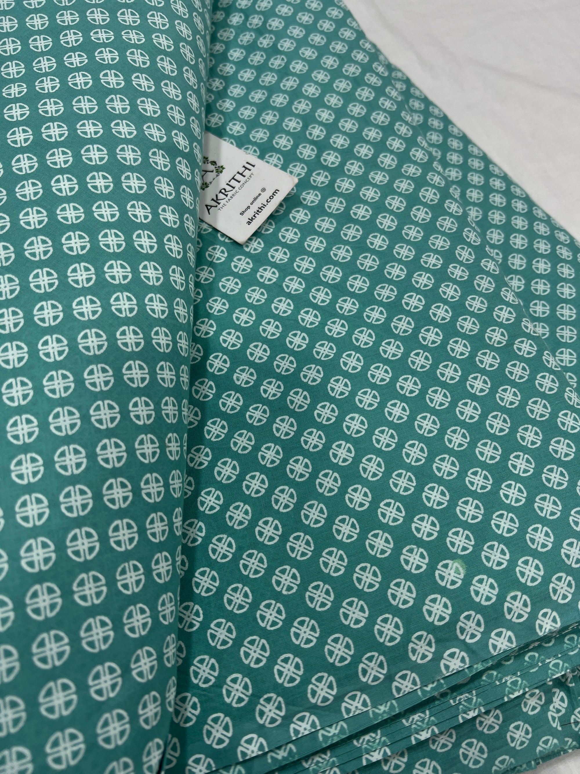 Printed pure cotton fabric