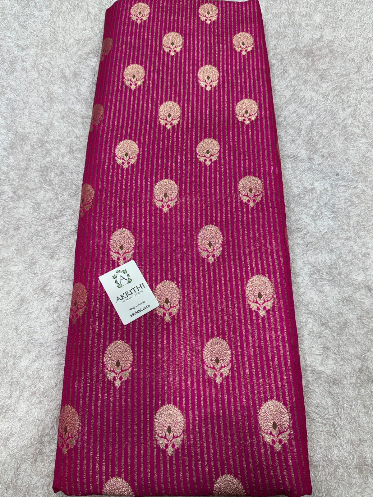 Pure Banarasi brocade with meena butti antique zari fabric