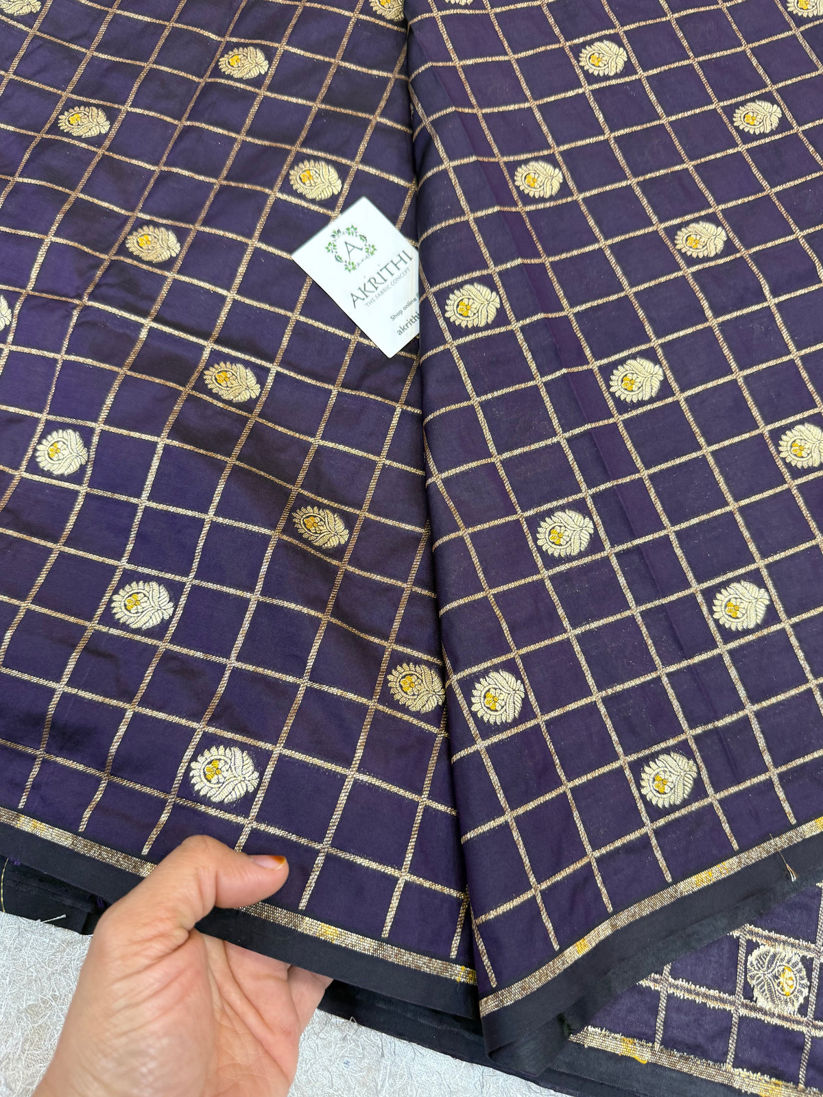Pure Banarasi brocade checks meena Butti fabric