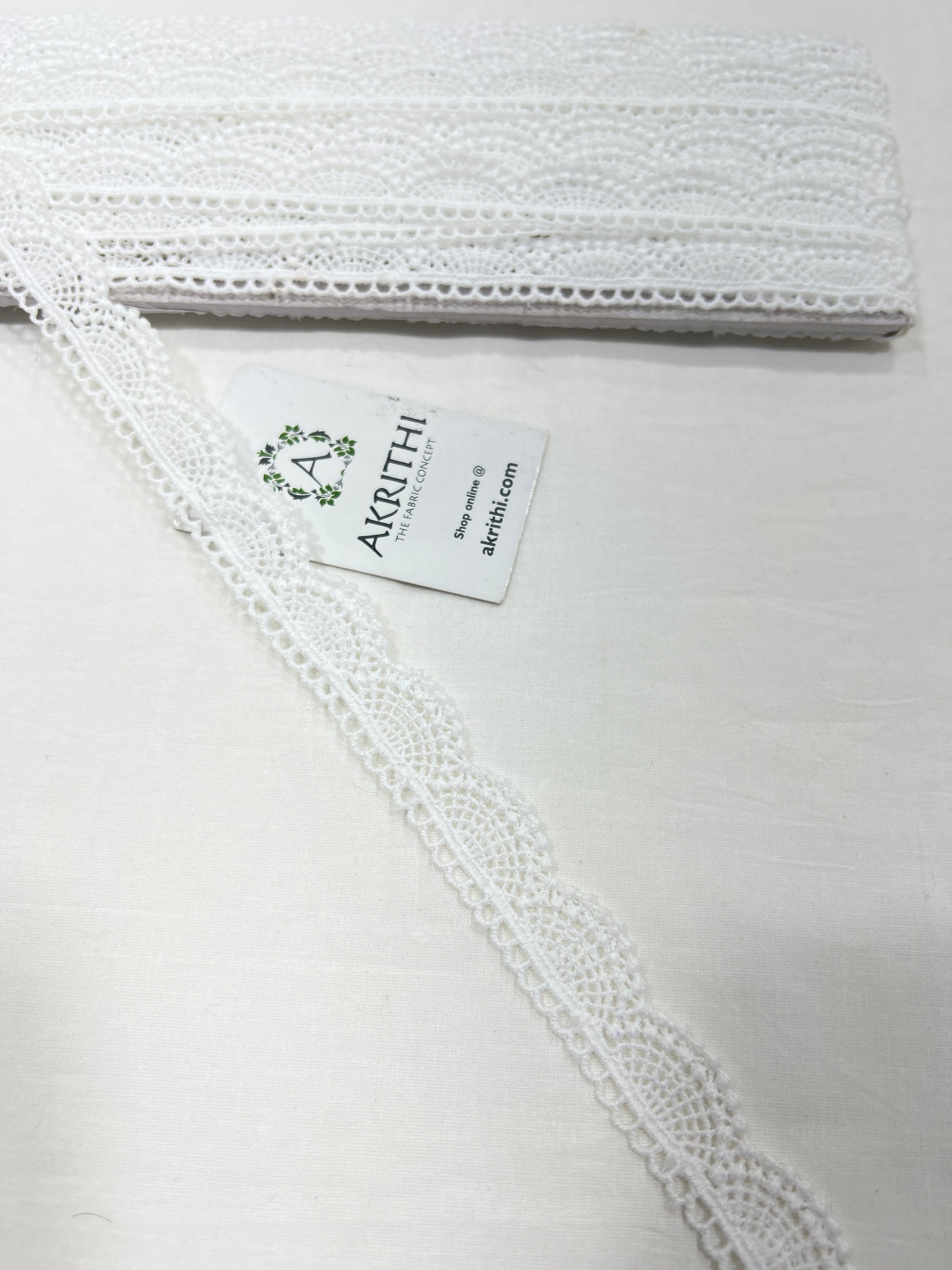 Lace per yard