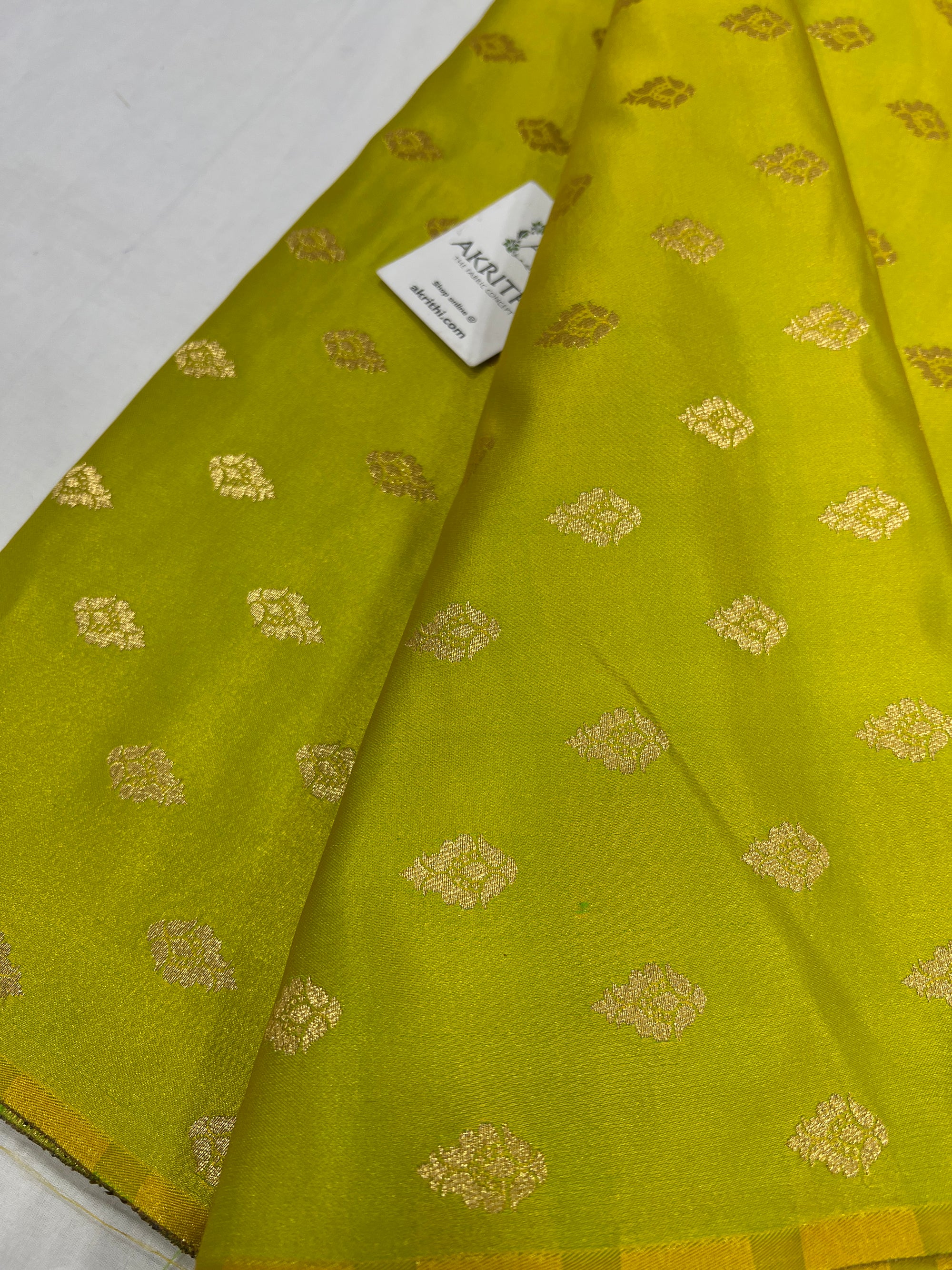 Pure Banarasi brocade fabric 80 cms cut