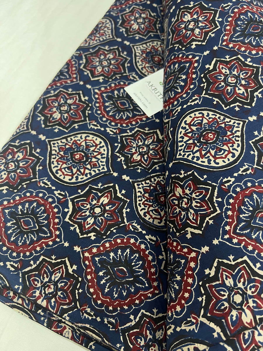 Printed pure cotton fabric