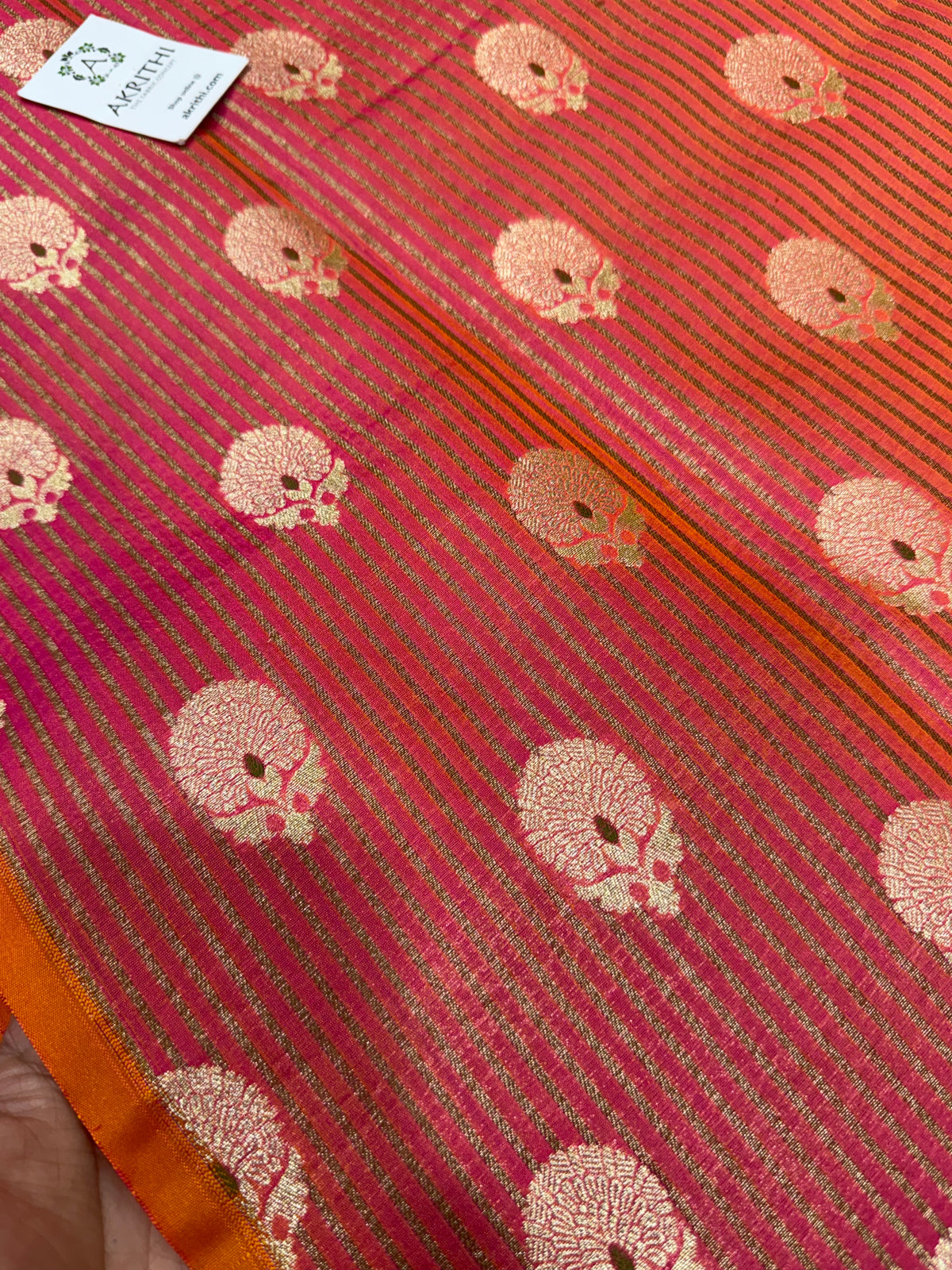 Pure Banarasi Brocade with Meena Butti Antique Zari Fabric
