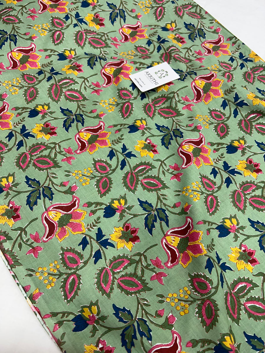 Printed pure cotton fabric