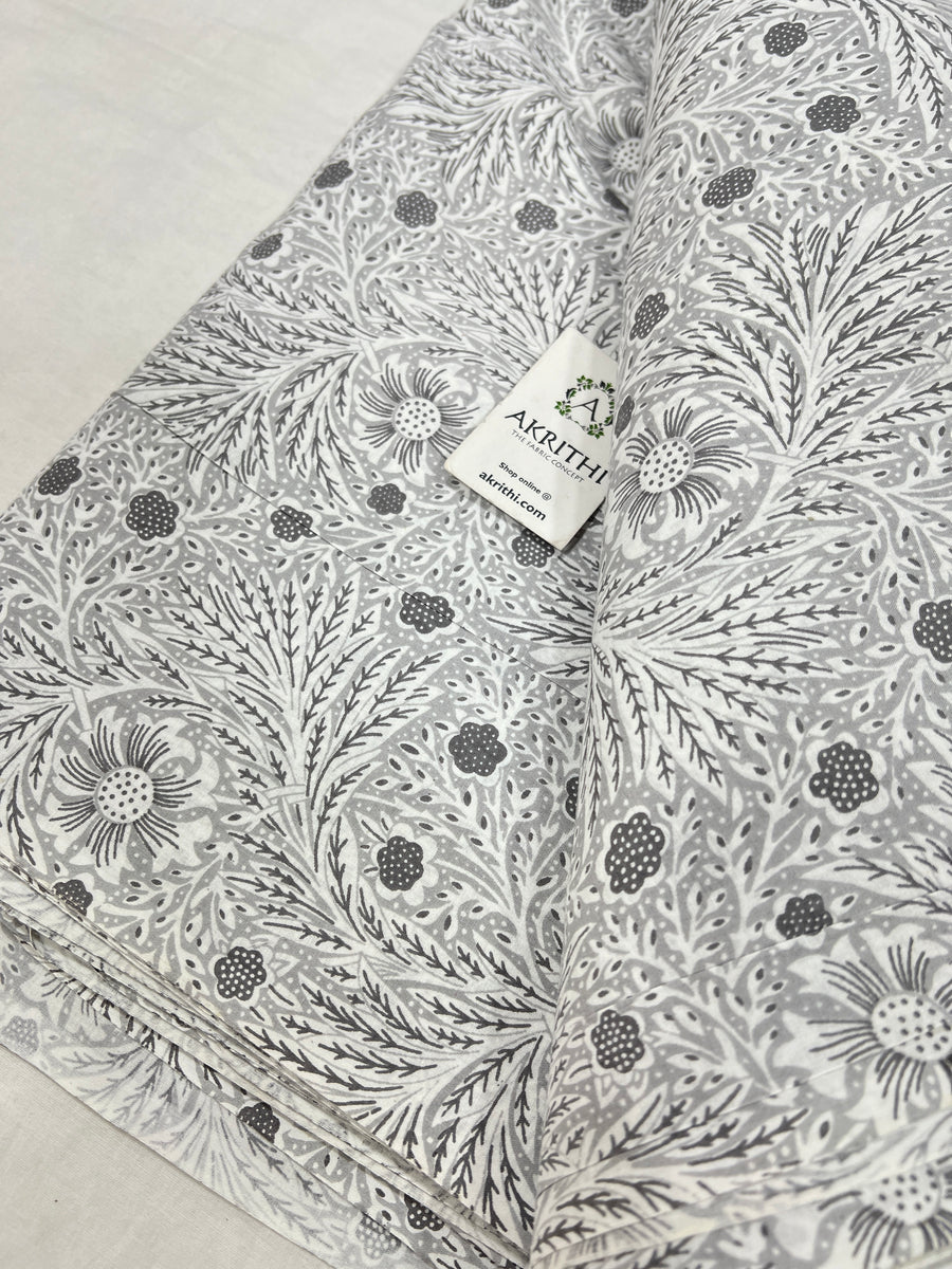 Printed pure cotton fabric