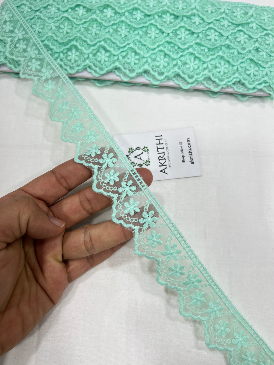 Lace per yard