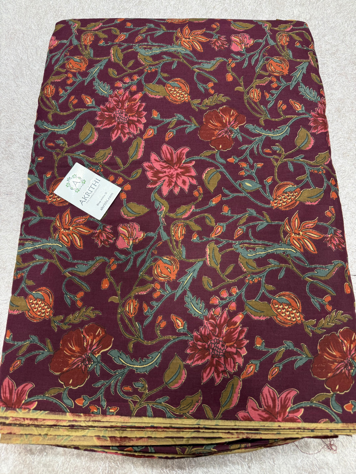Printed pure cotton fabric