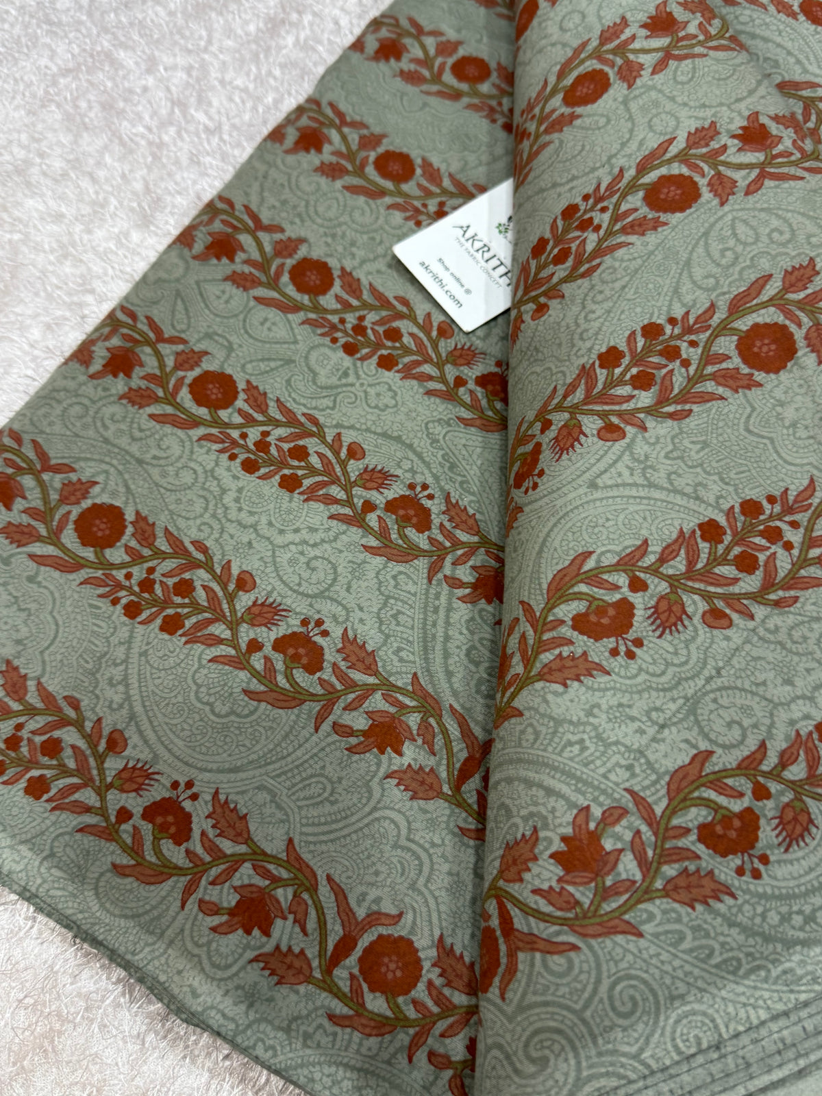 Printed pure cotton fabric