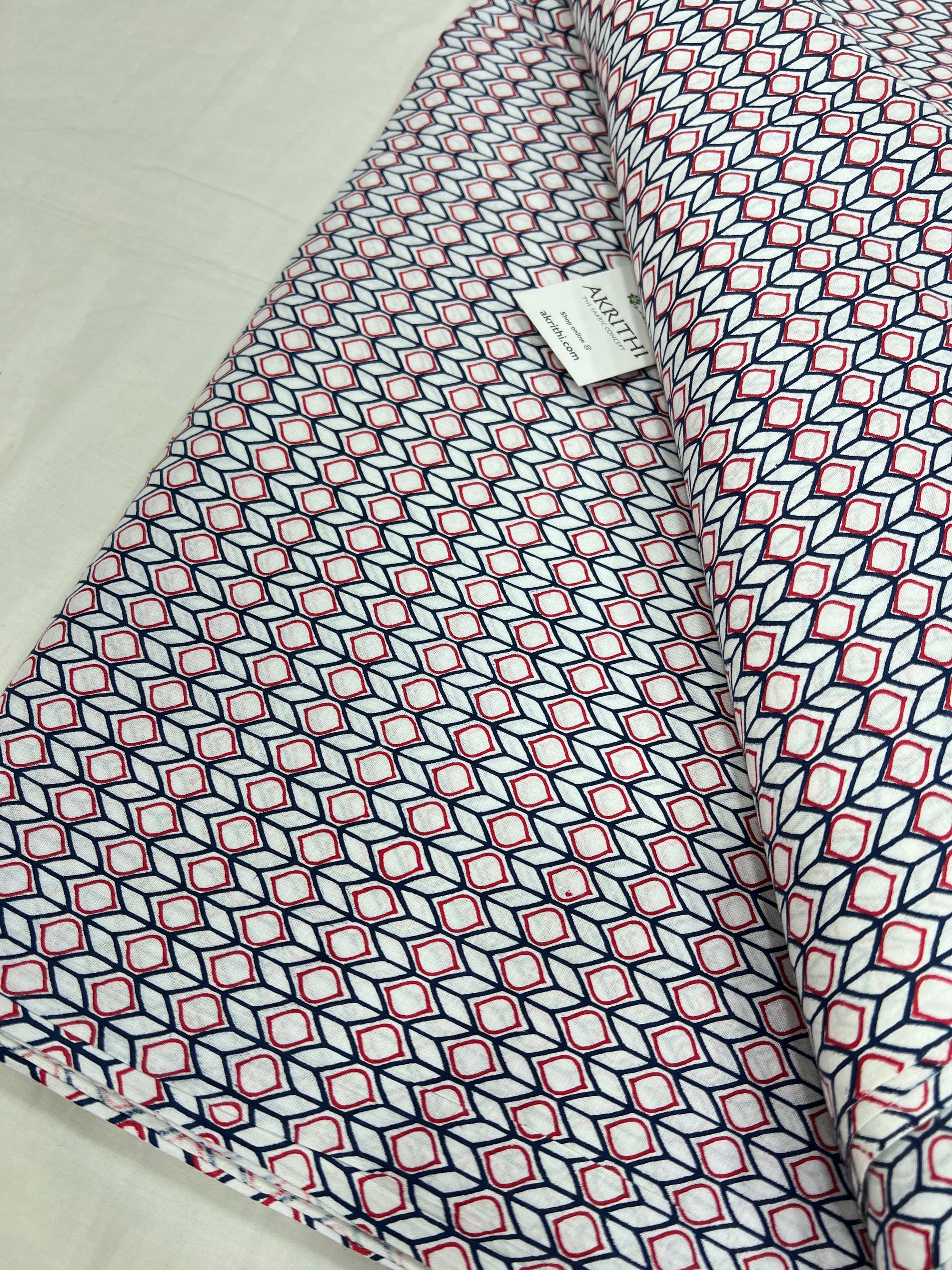 Printed pure cotton fabric