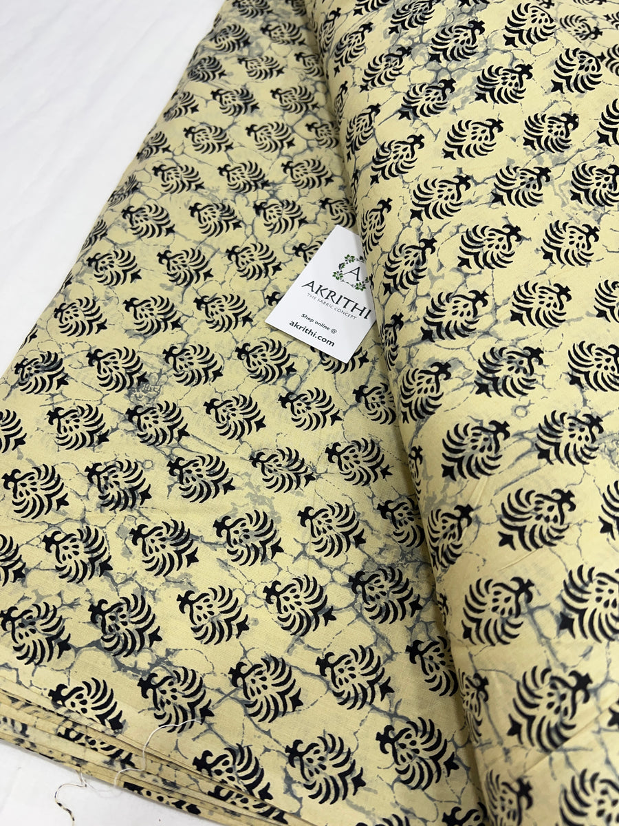 Printed pure cotton fabric