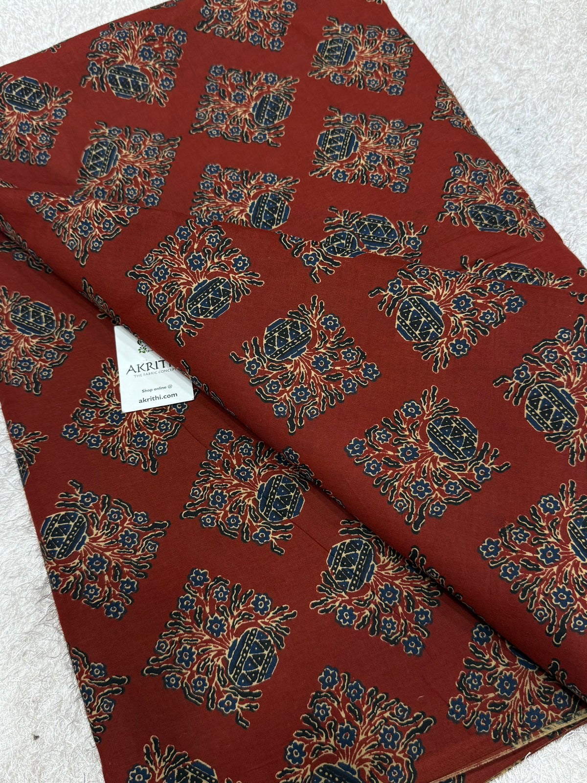 Printed pure cotton fabric