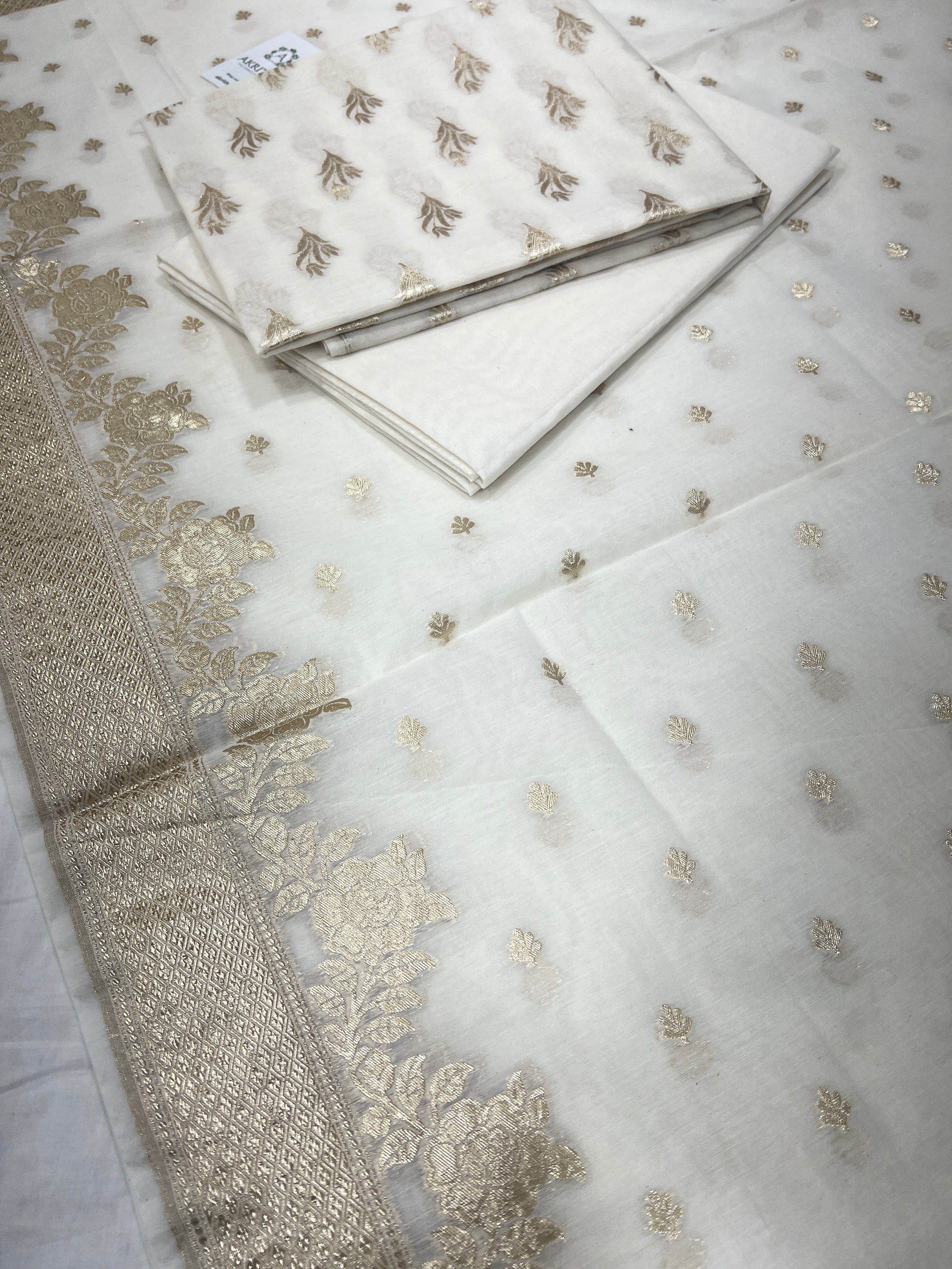 SUPERFINE CHANDERI SUIT WITH DUPATTA