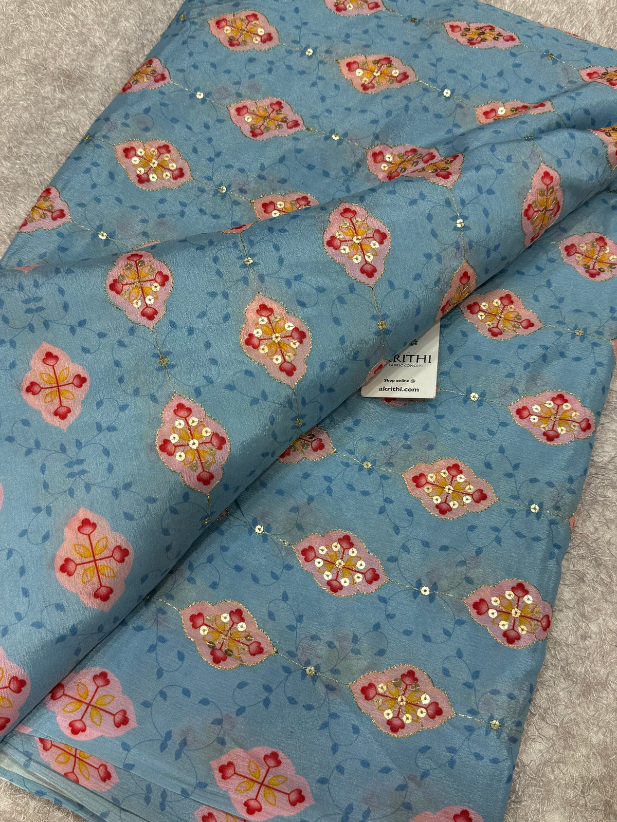 Embroidered chinon fabric With position print