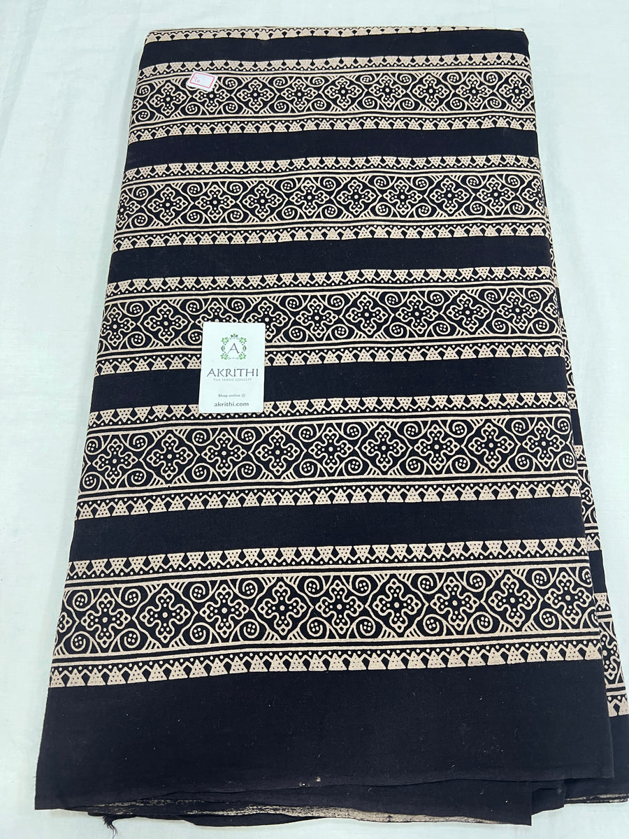 Printed pure cotton fabric