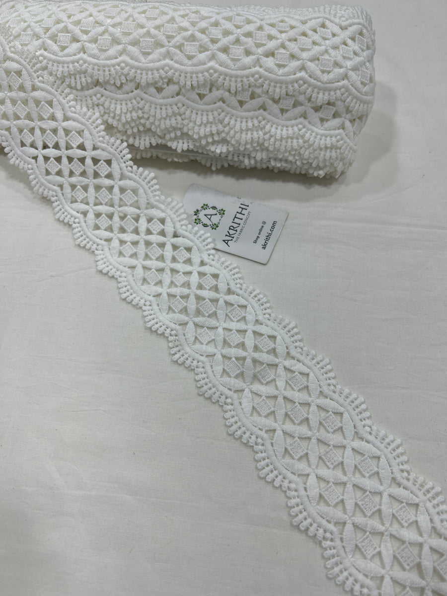 Lace per yard