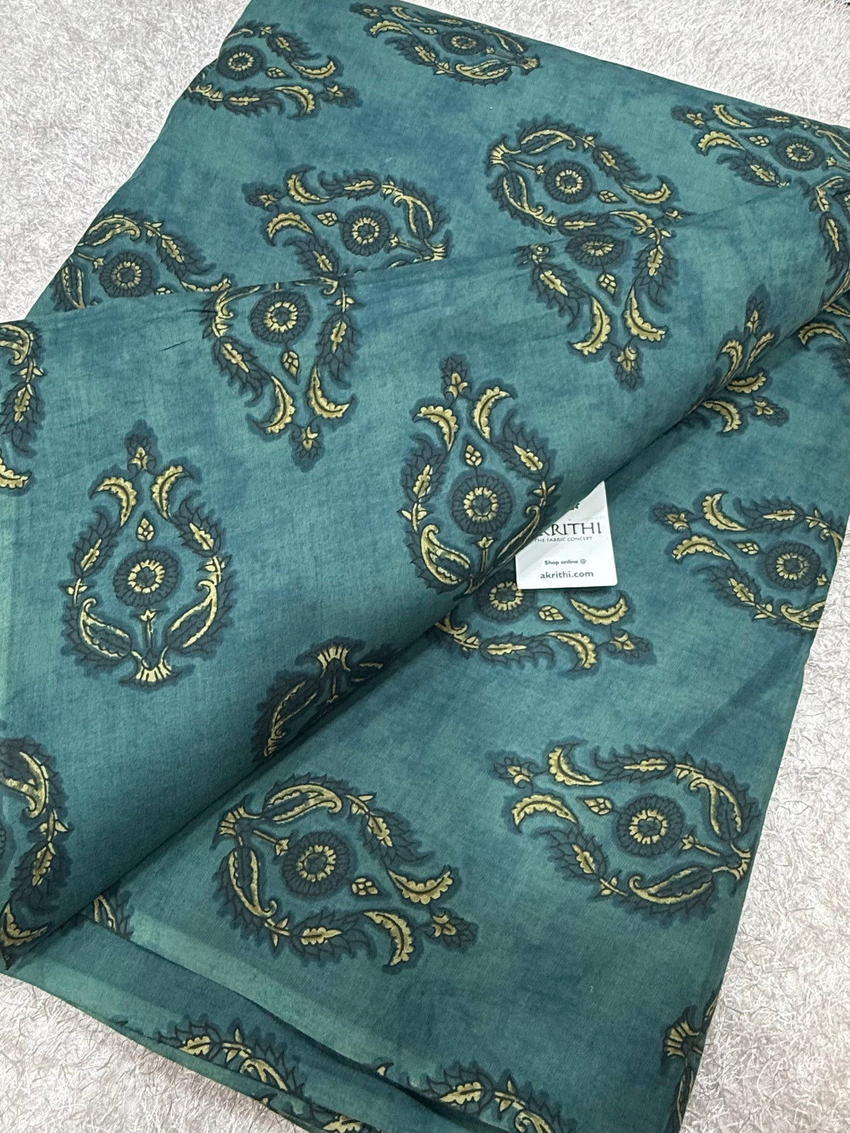 Printed pure cotton fabric