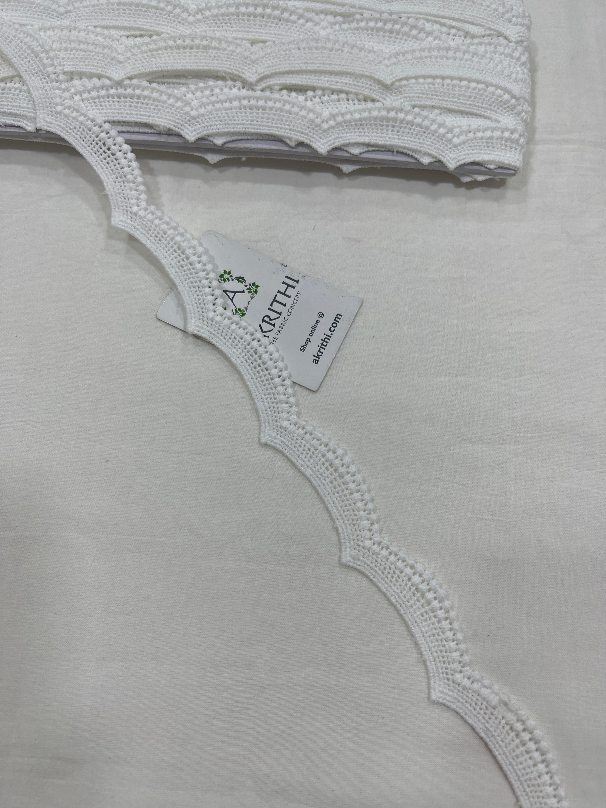 Lace per yard