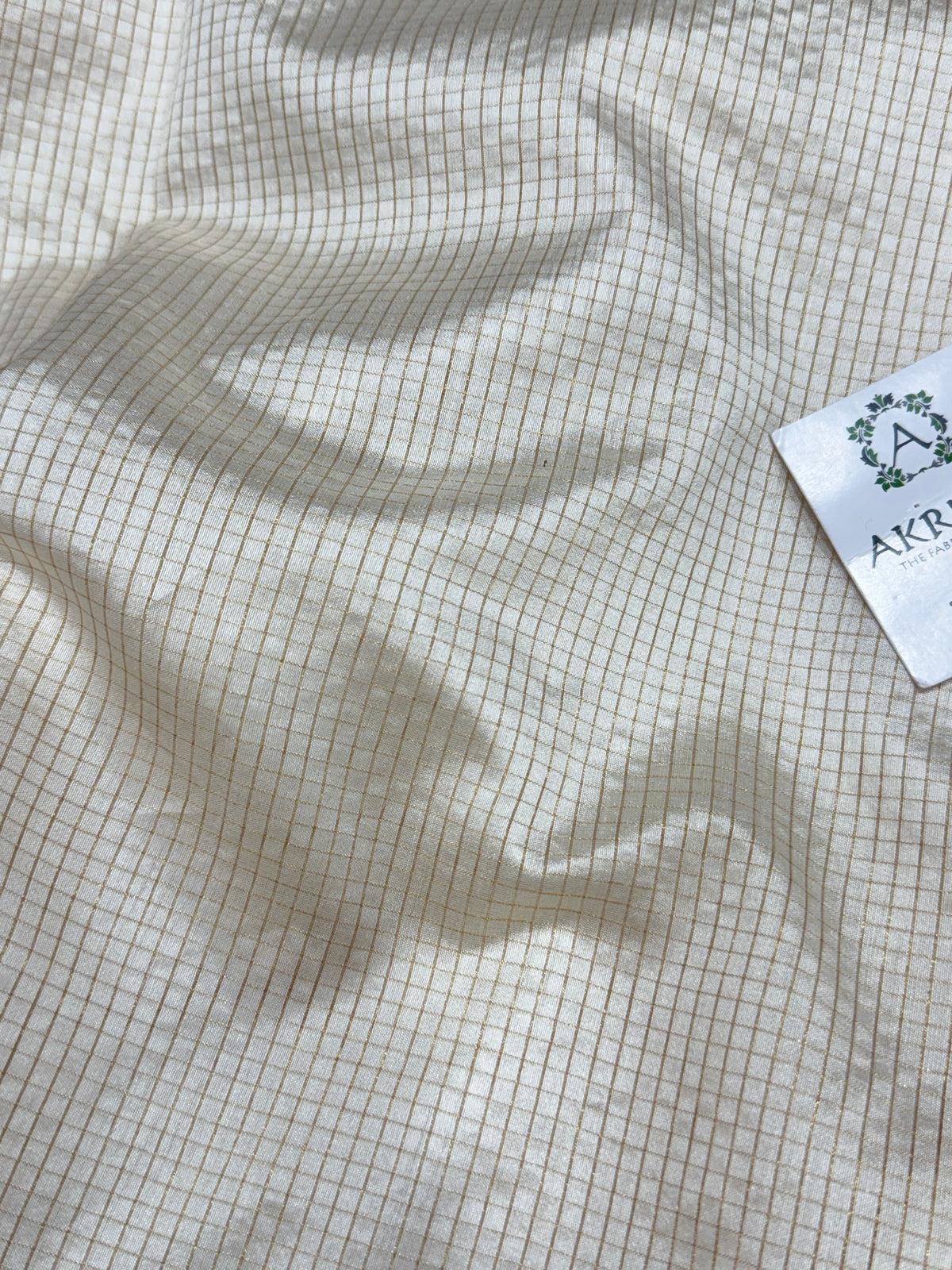 Dyeable banarasi Pure Chiniya silk zari checks fabric