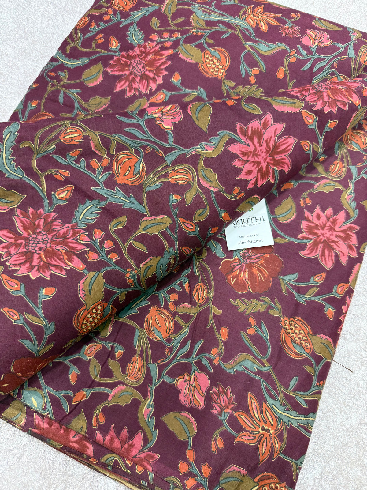Printed pure cotton fabric