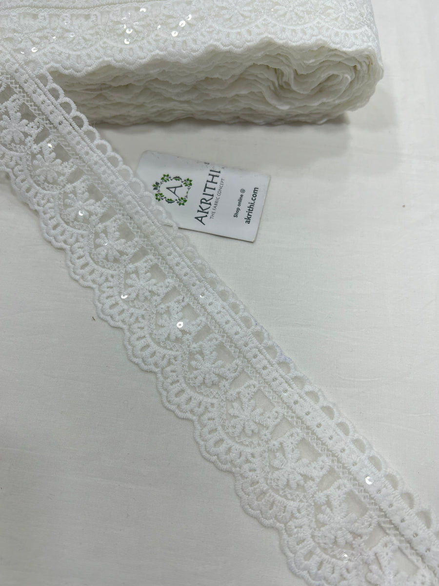 Lace per yard