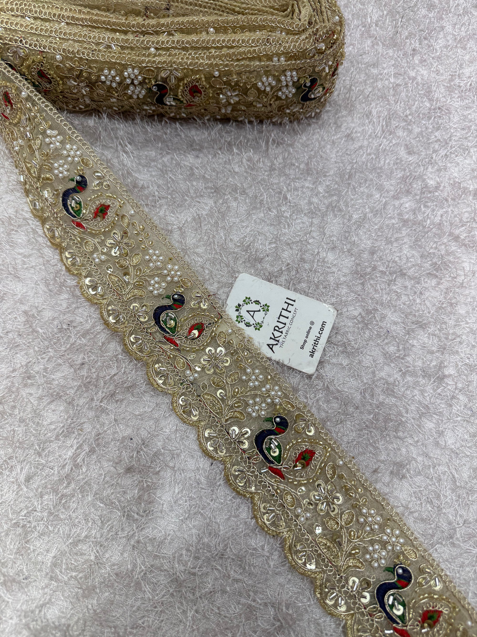 Embroidered lace 9 metres roll
