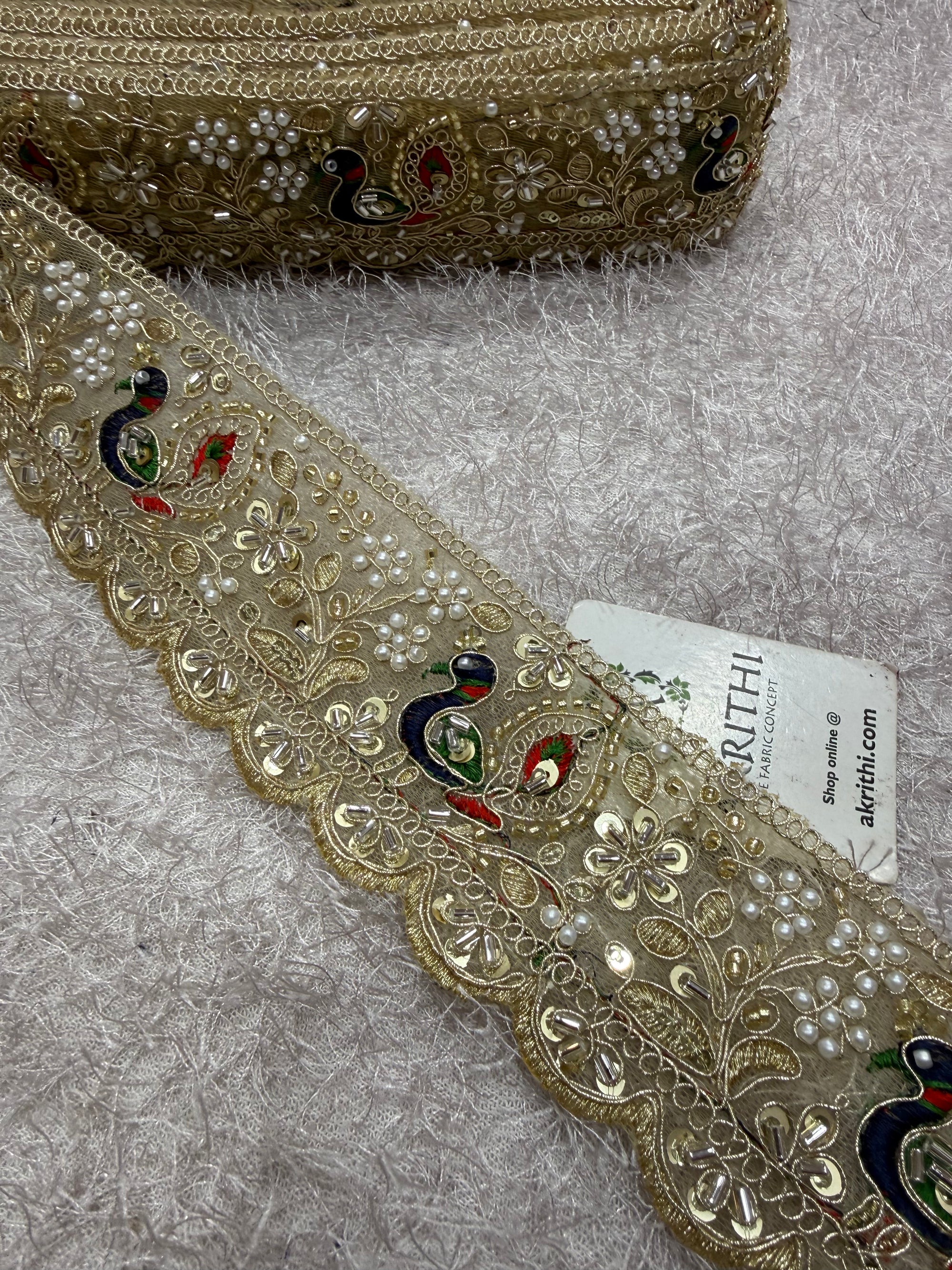 Embroidered lace 9 metres roll
