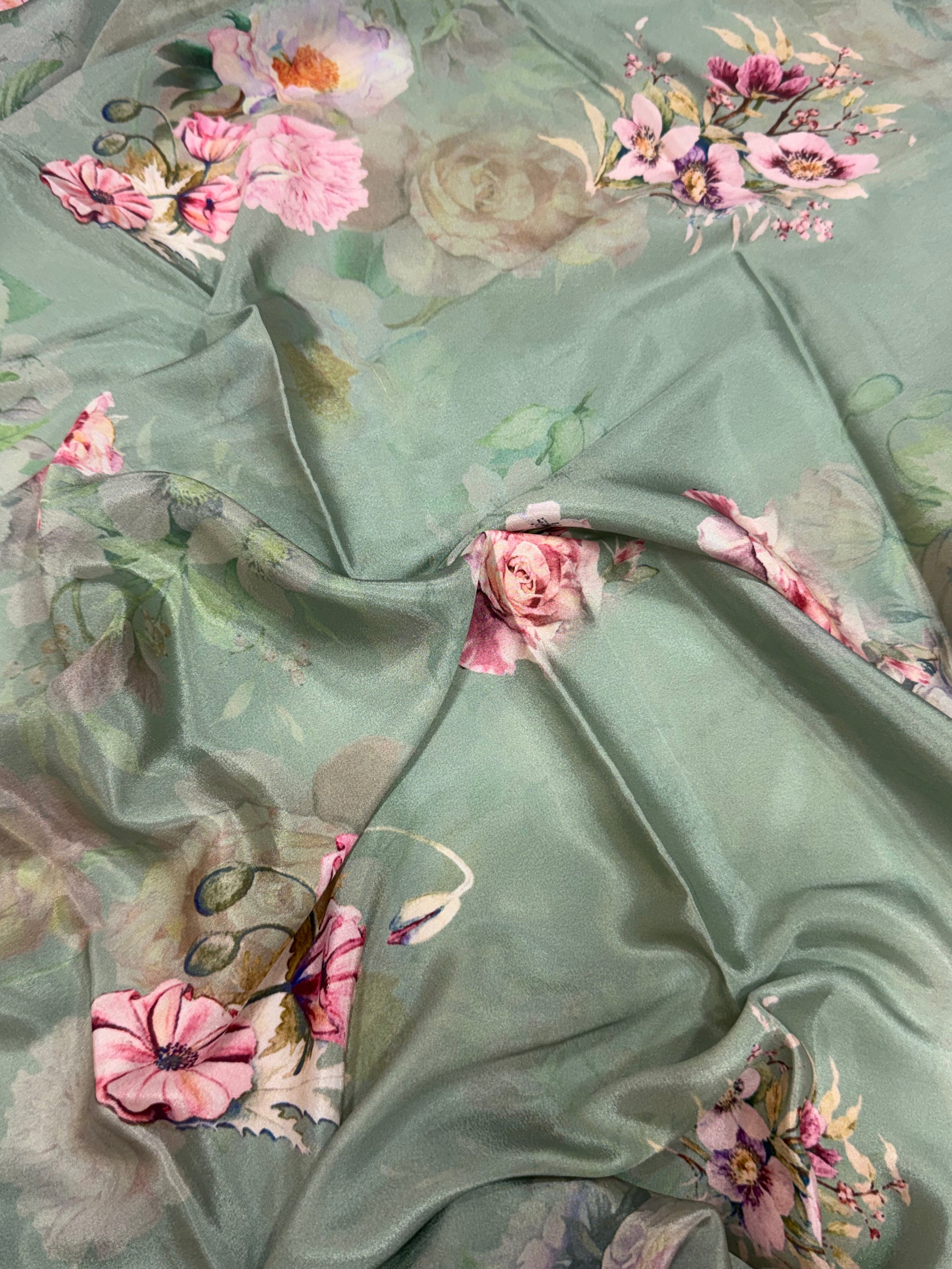 Printed crepe fabric 65 centimetre cut