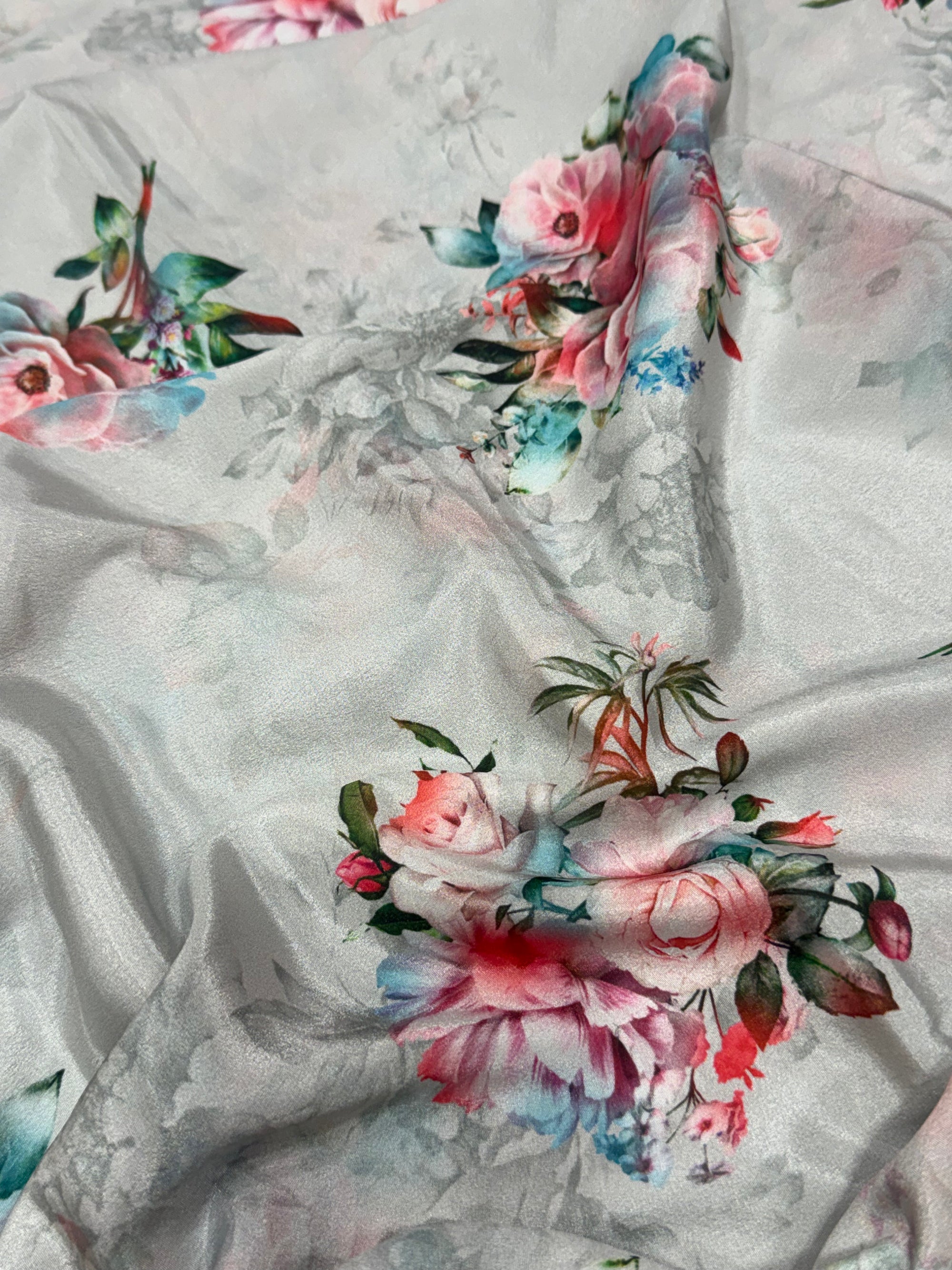 Printed crepe fabric 2.6 metre cut