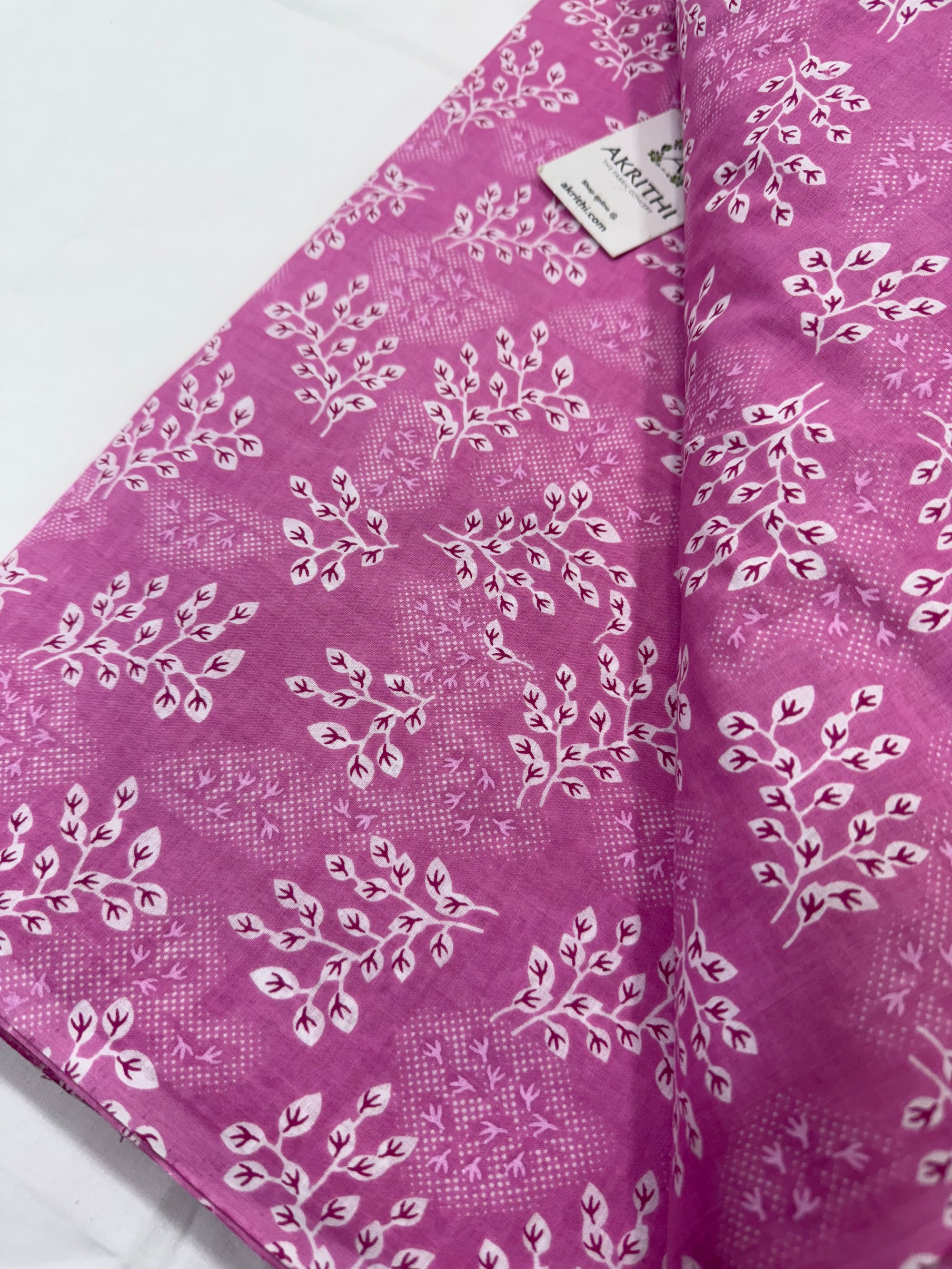 Printed pure cotton fabric