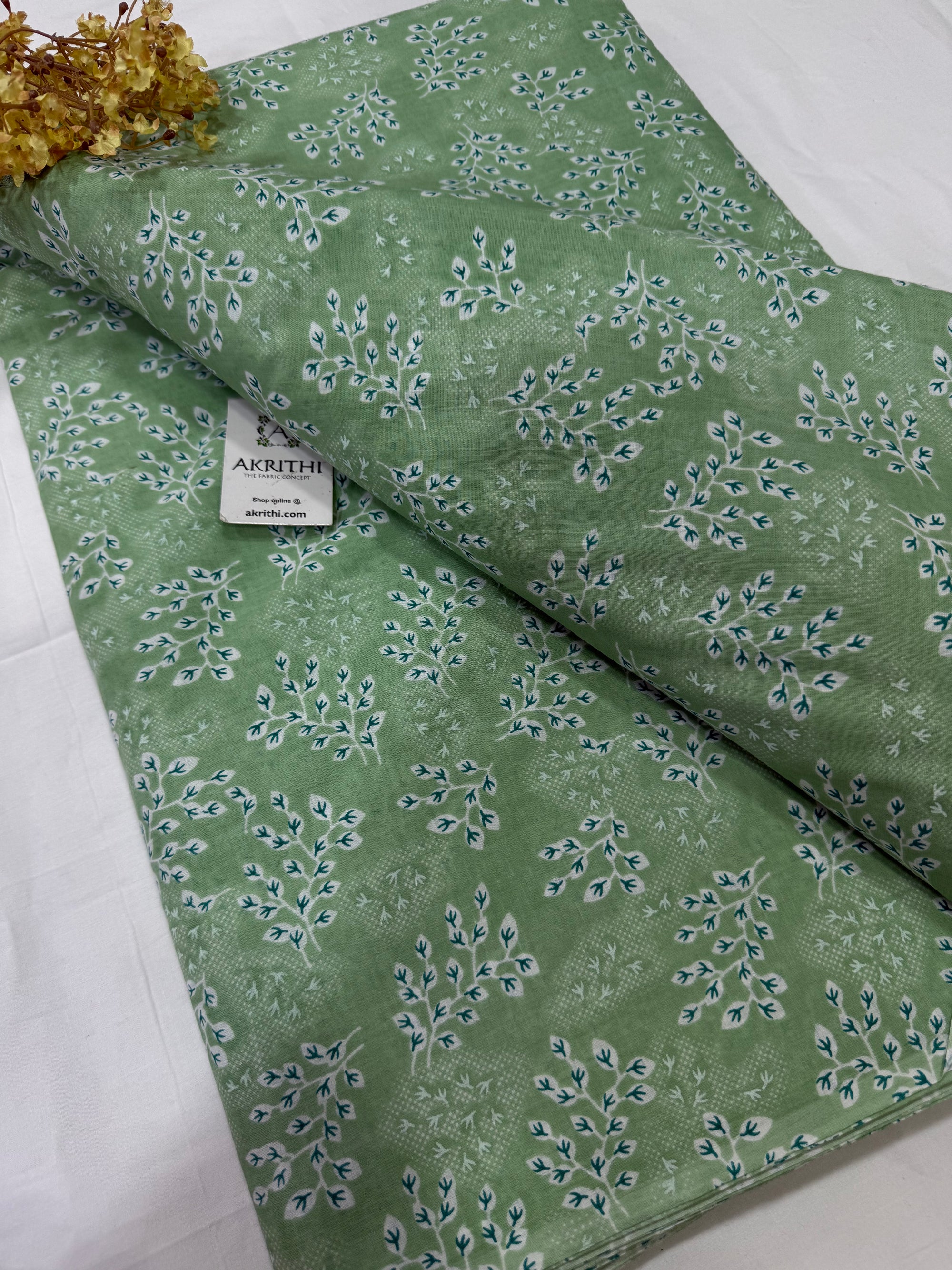 Printed pure cotton fabric