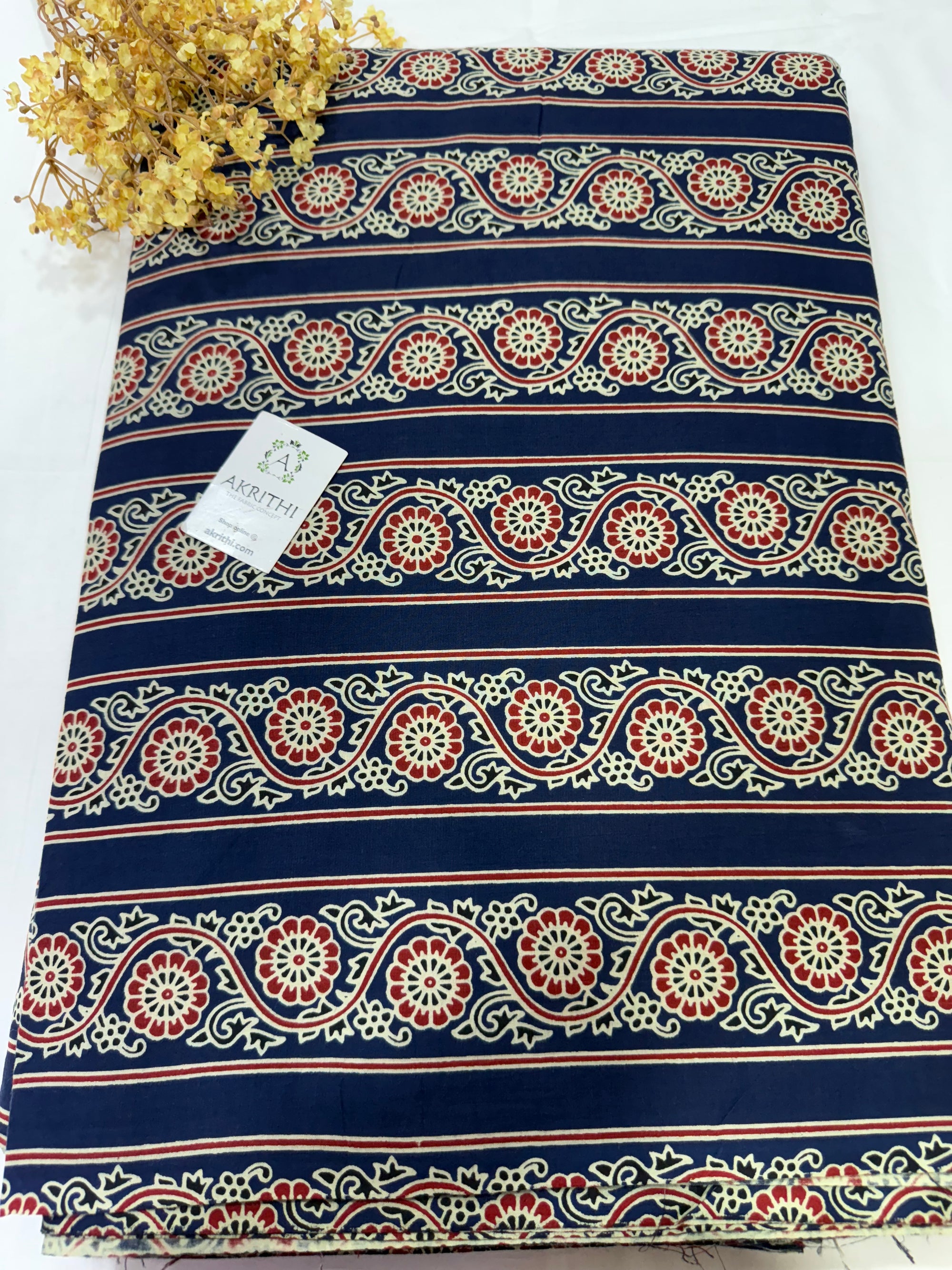 Printed pure cotton fabric