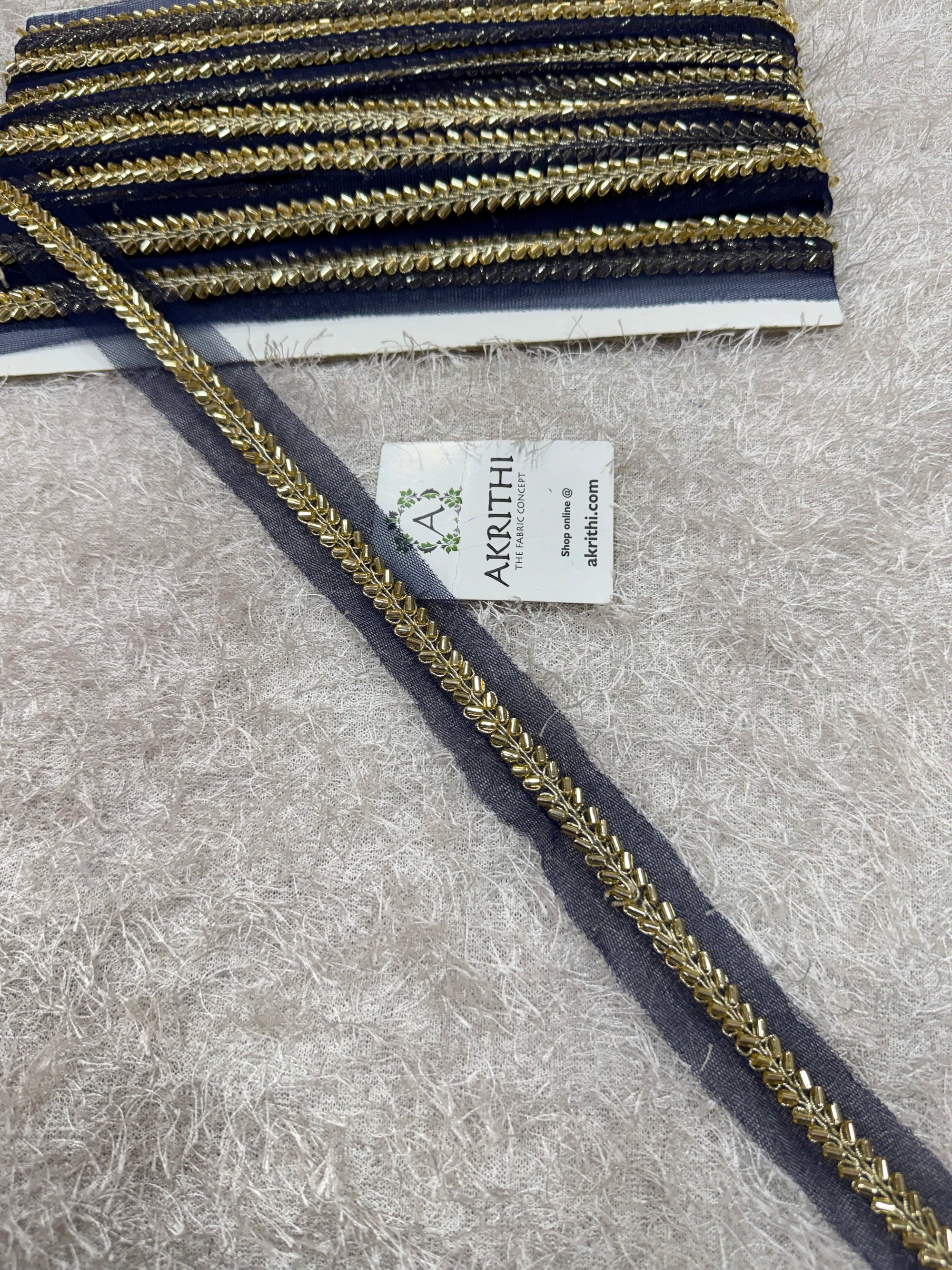 Embroidered lace 9 metres roll
