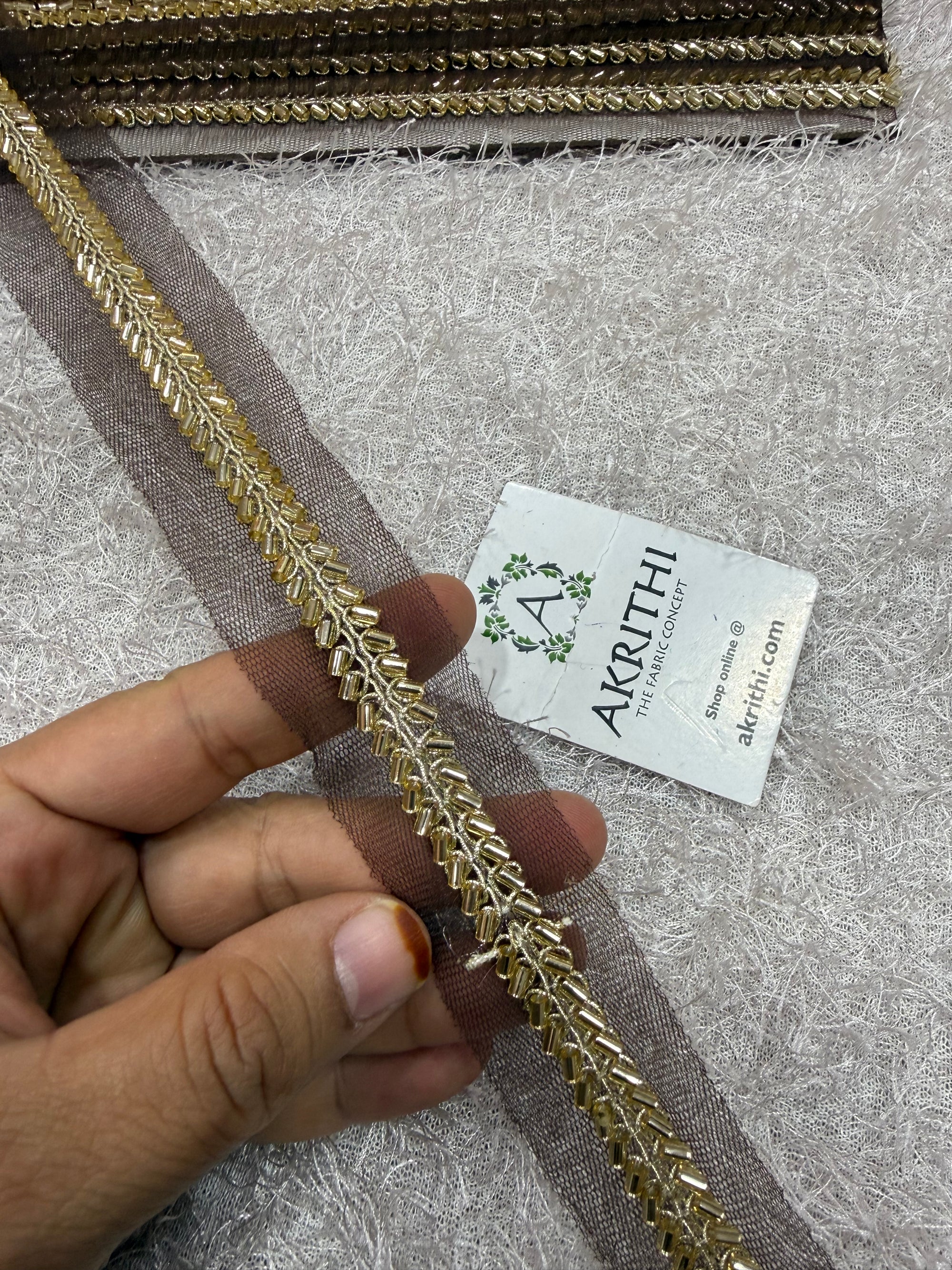 Embroidered lace 9 metres roll