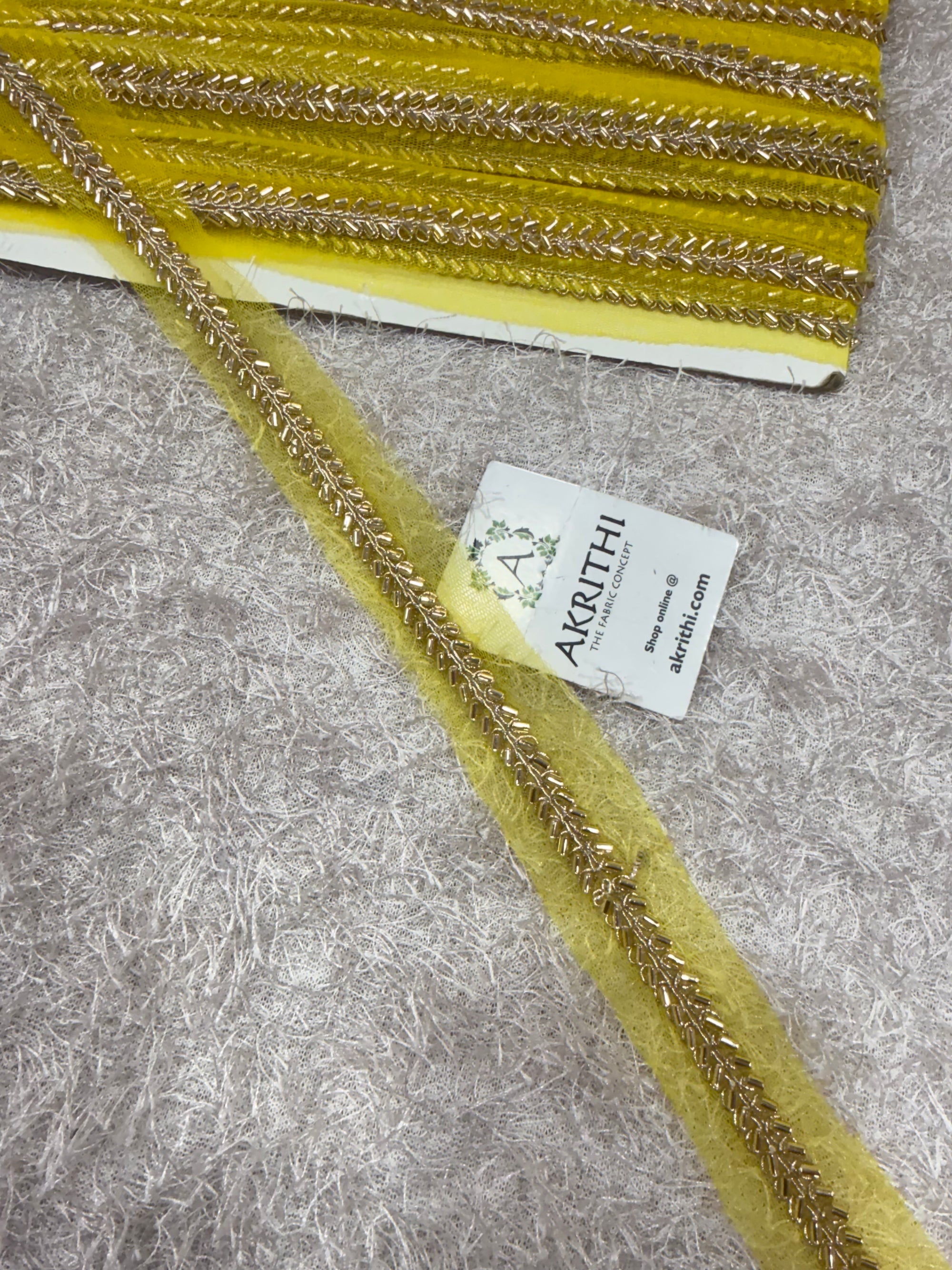 Embroidered lace 9 metres roll