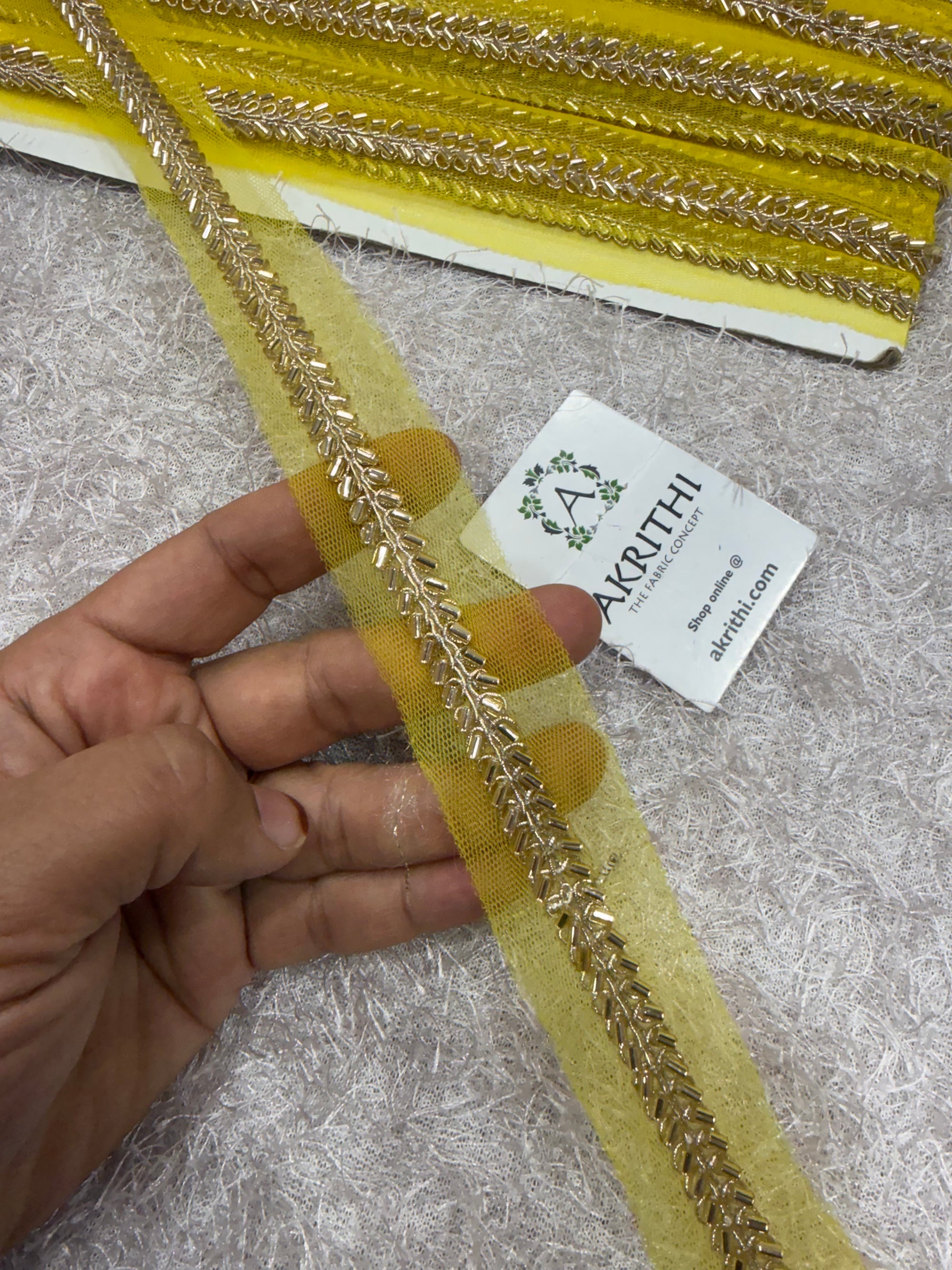 Embroidered lace 9 metres roll