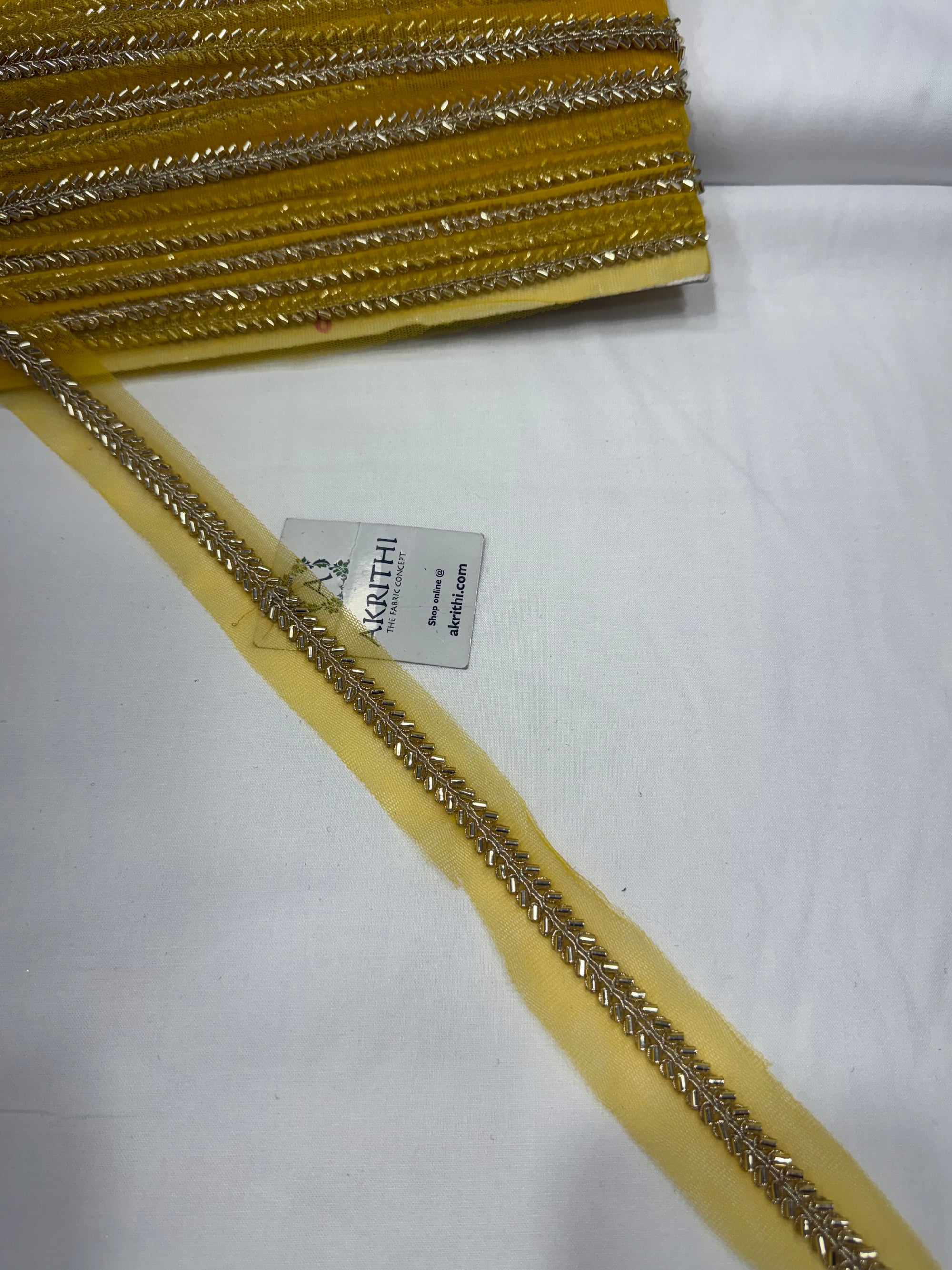 Embroidered lace 9 metres roll