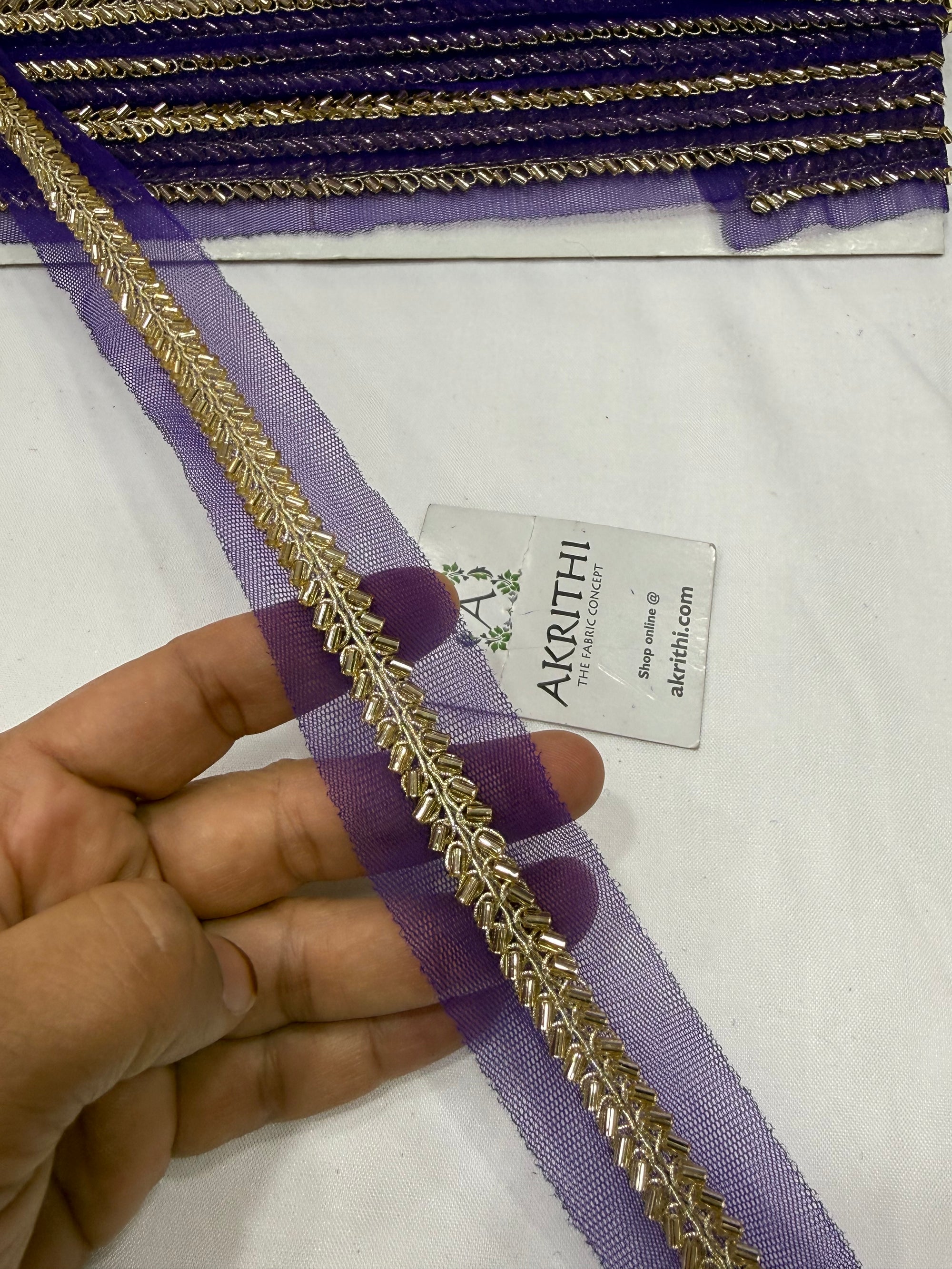 Embroidered lace 9 metres roll