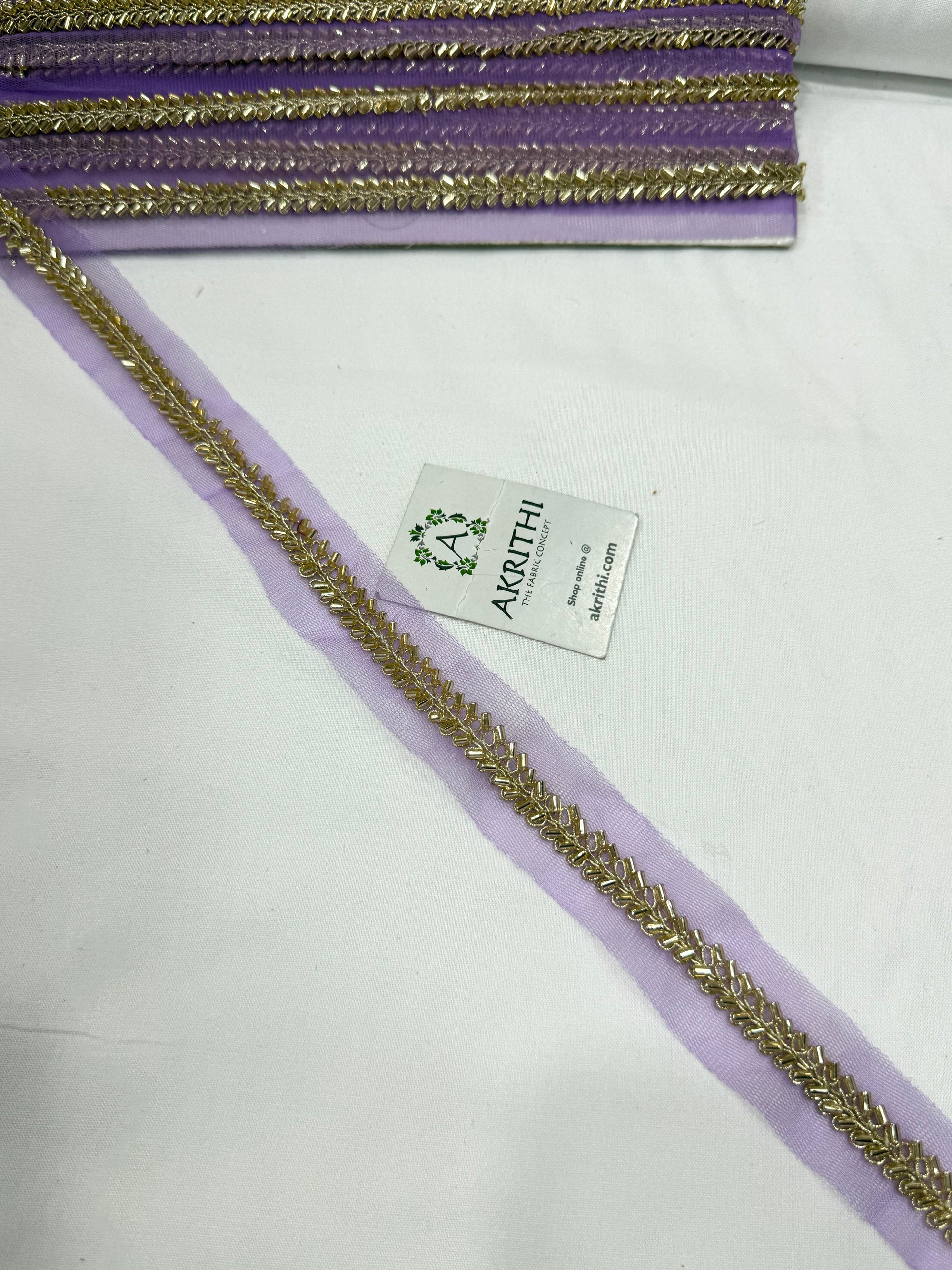 Embroidered lace 9 metres roll