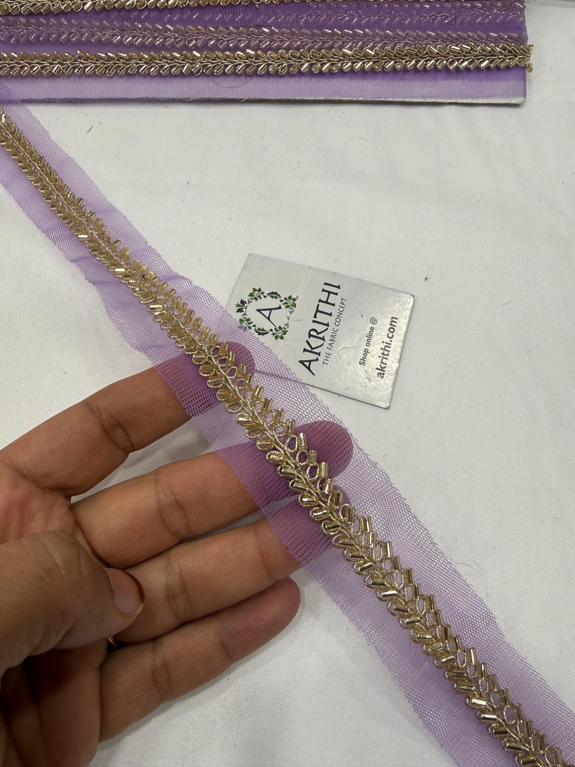 Embroidered lace 9 metres roll