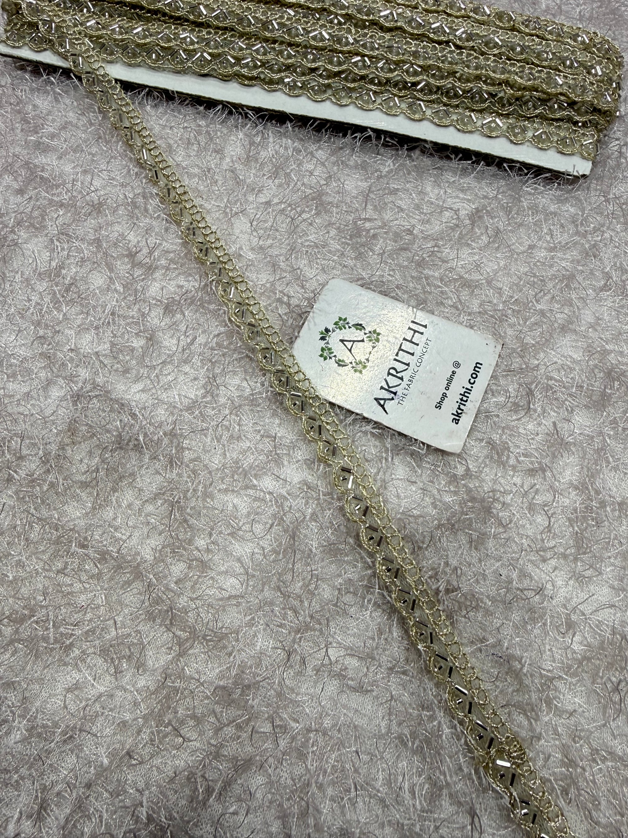 Embroidered lace 9 metres roll